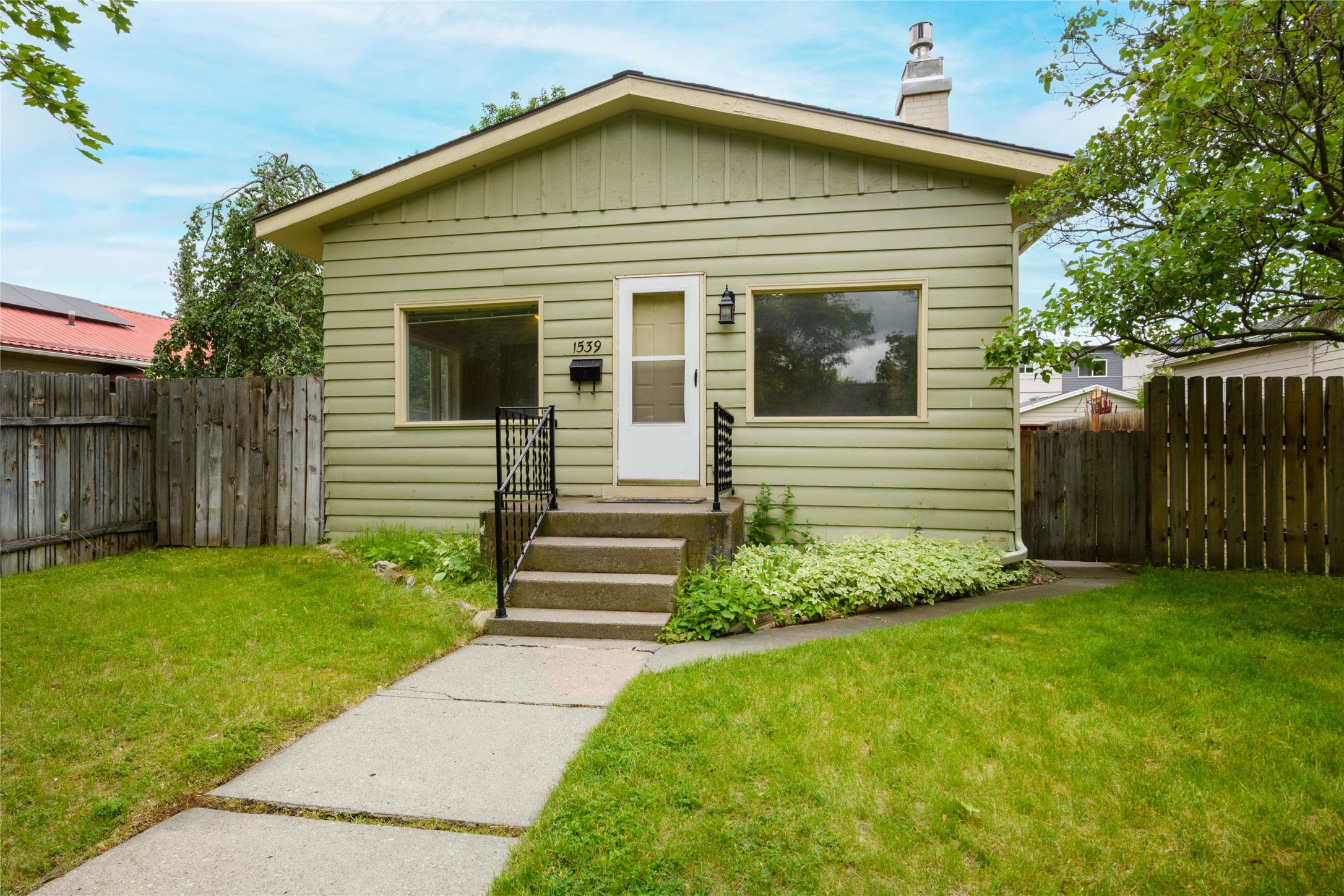 1539 S 4th Street W