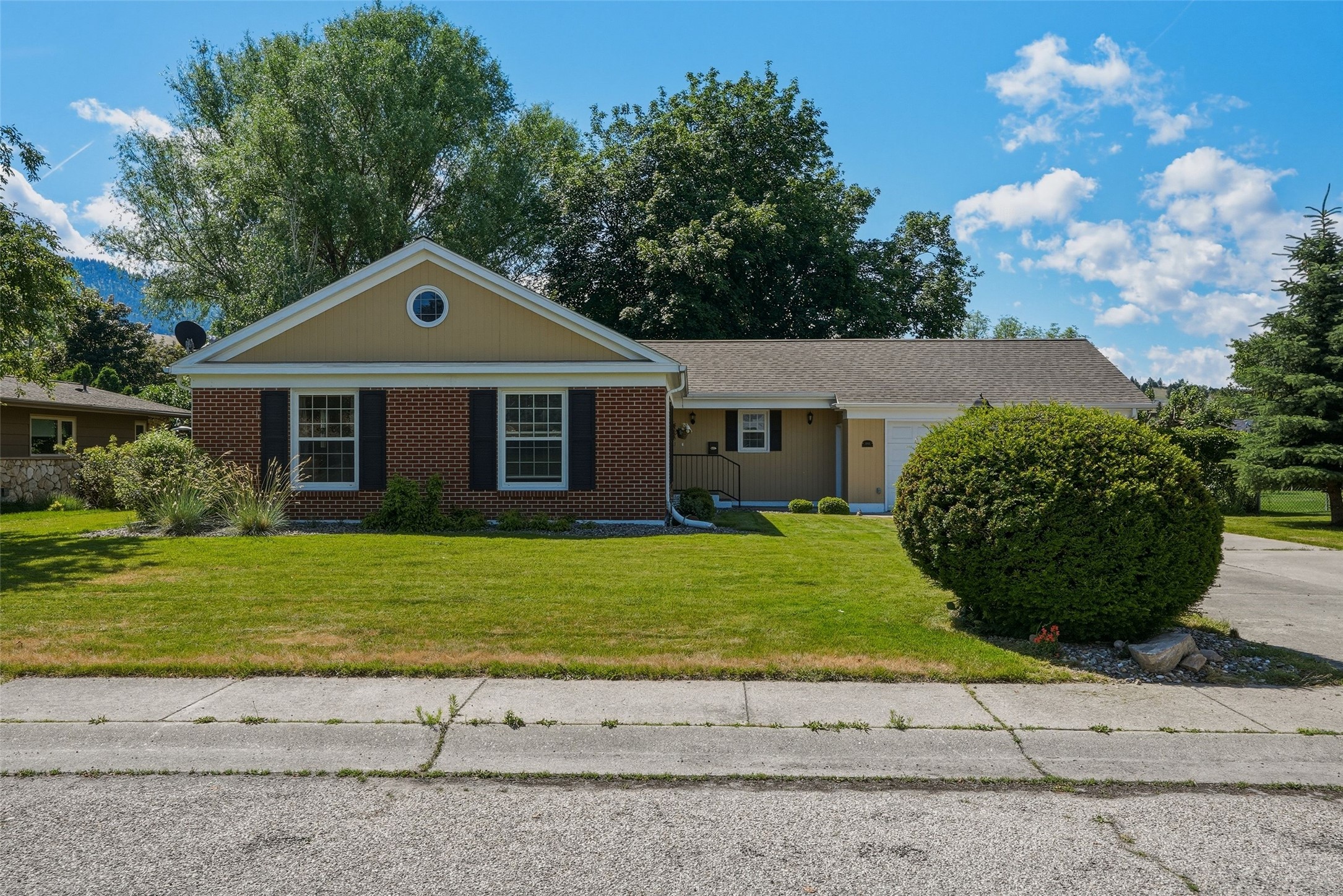 3812 Bellecrest Drive