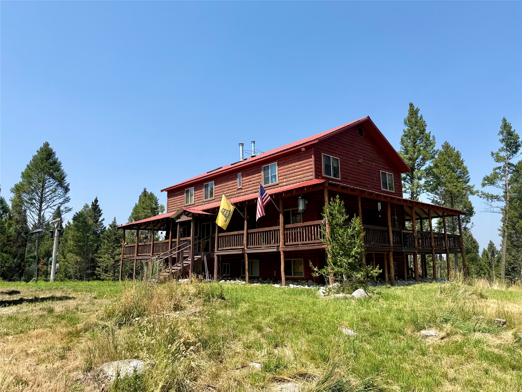 1286 Gold Creek Lakes Road