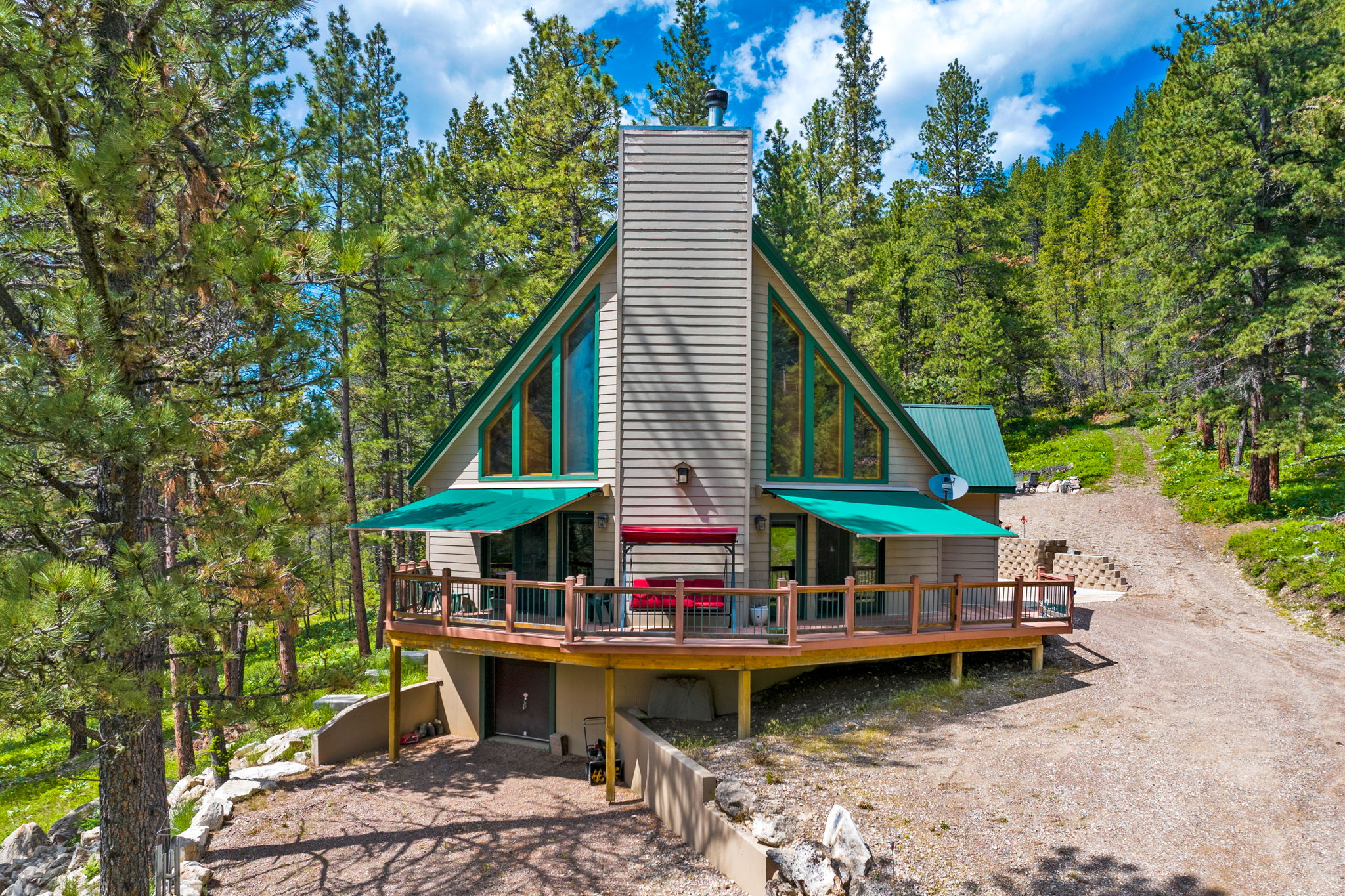 29 Pine Tree Lane