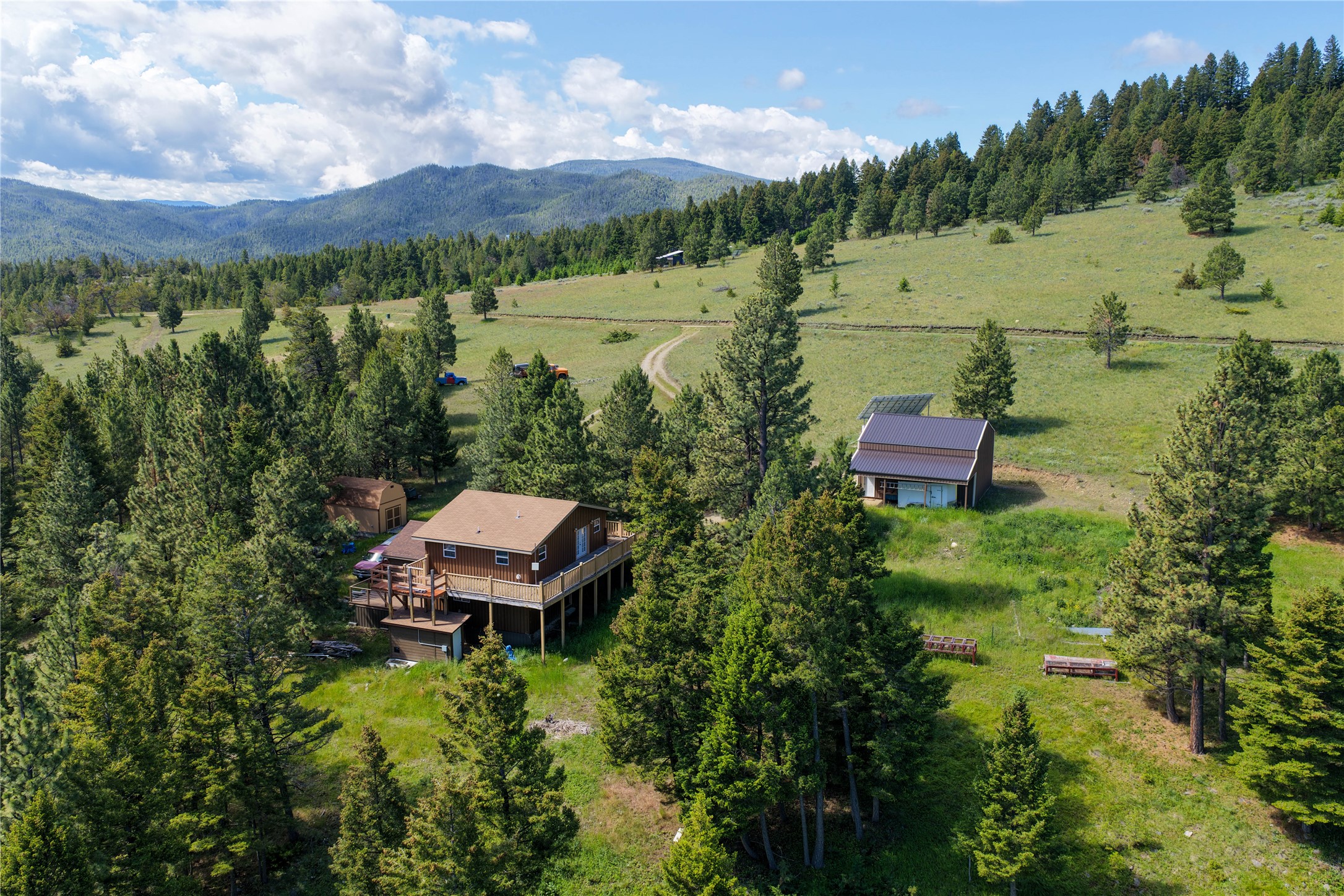 4855 Iron Ridge Loop