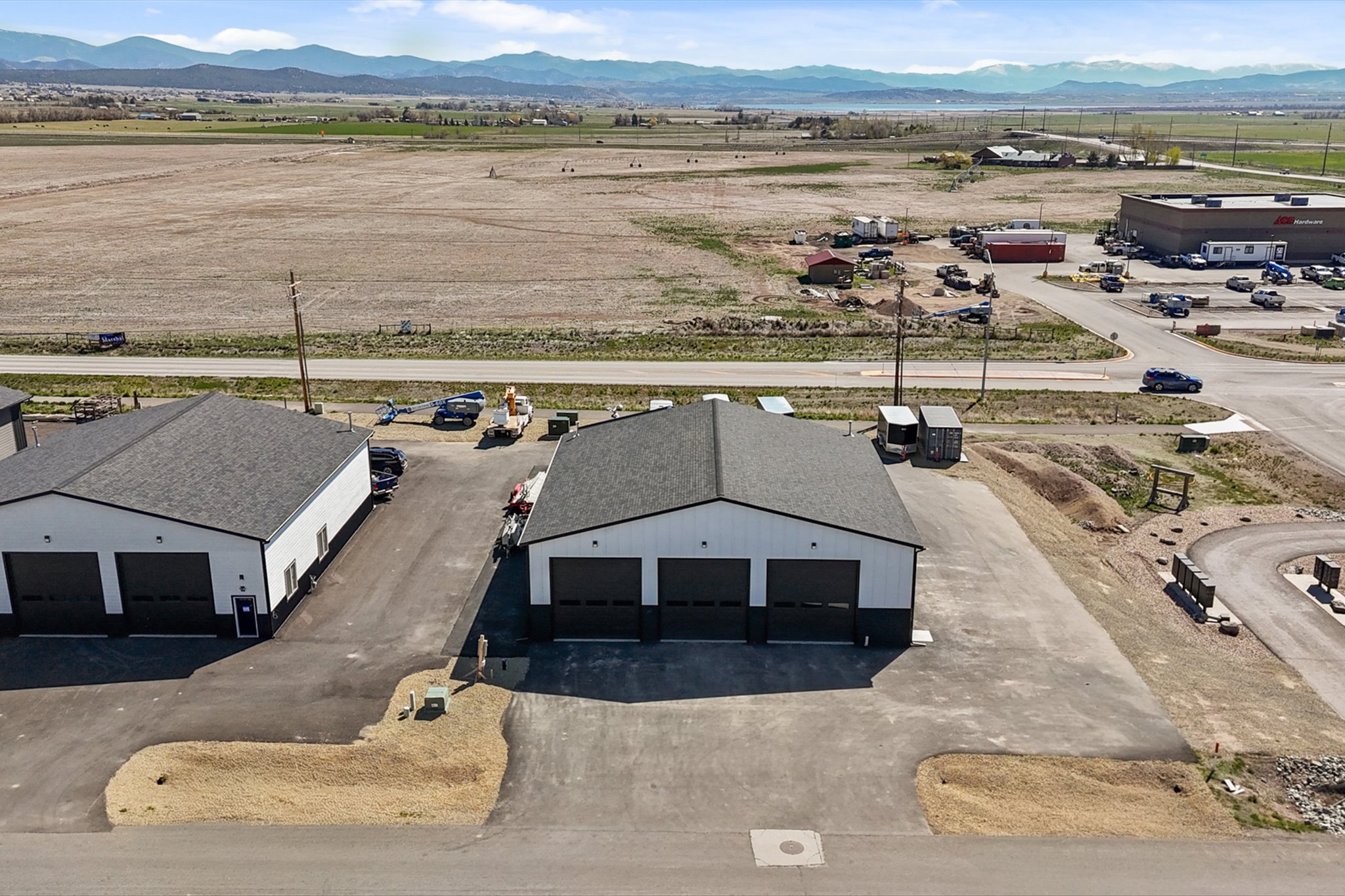 7535 Roughsawn Drive