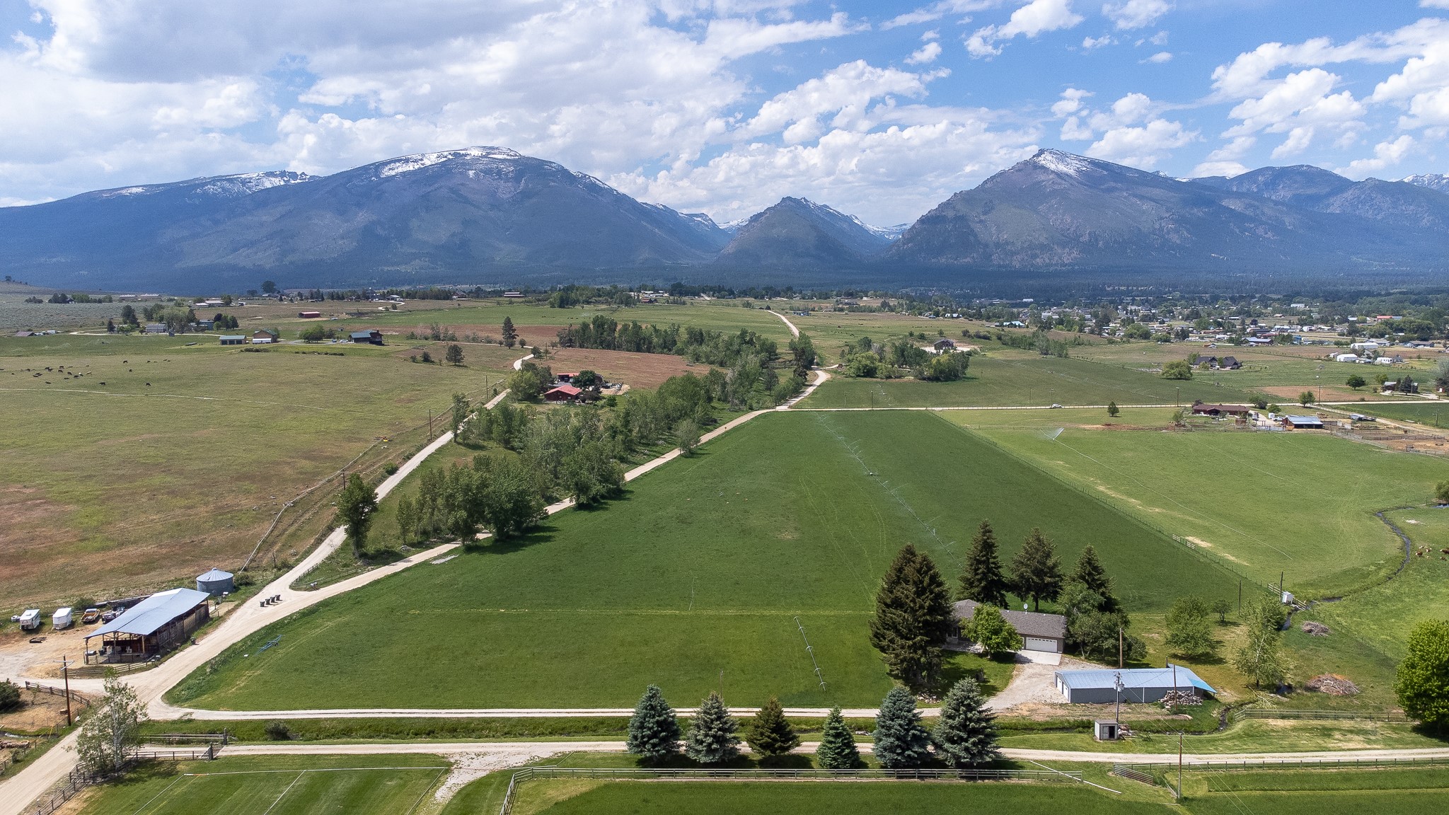 904 S Shoshone Loop