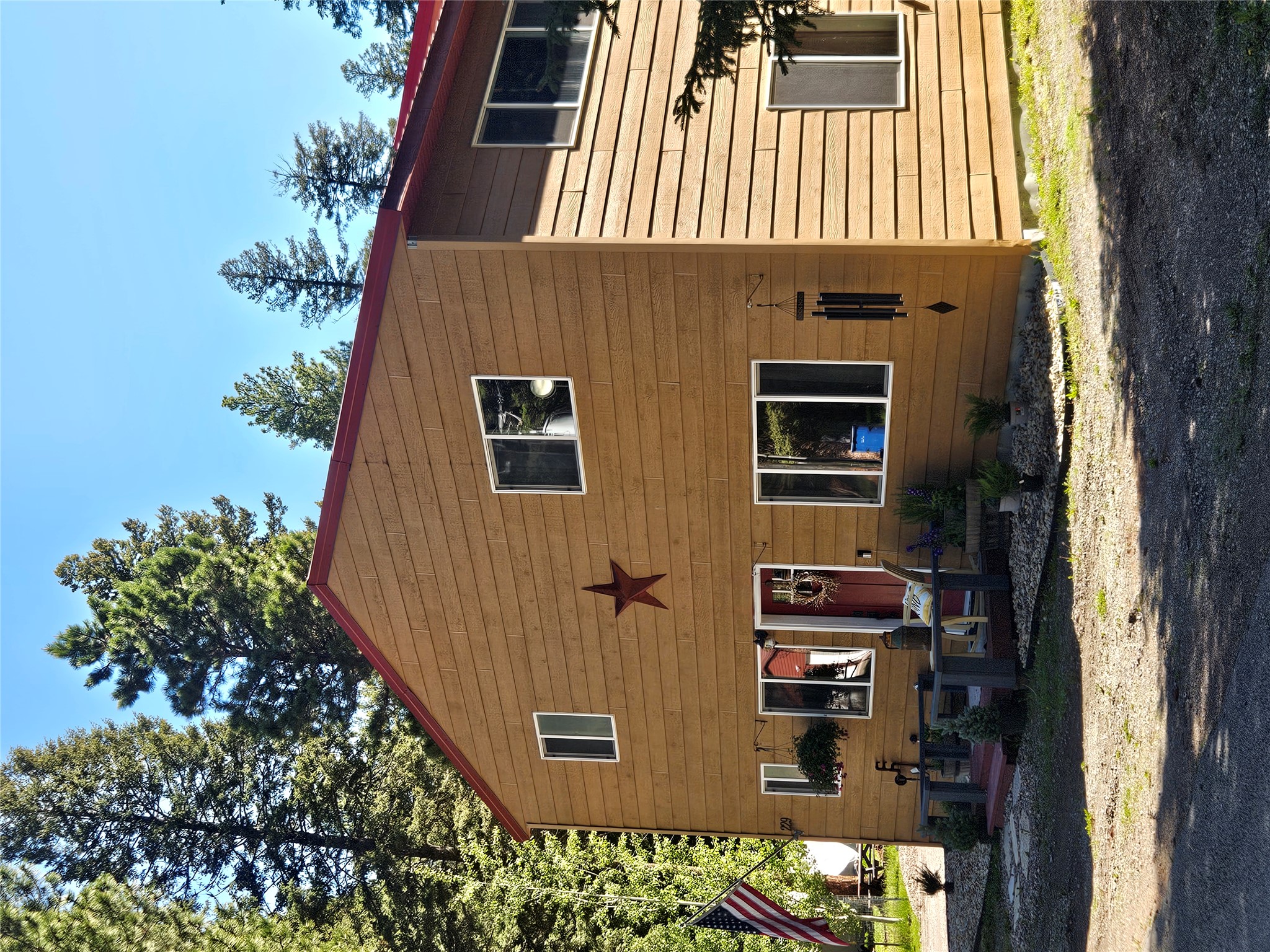 229 3rd Avenue