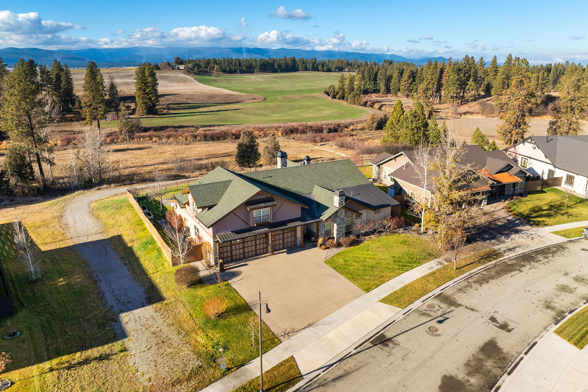 155 W Swift Creek Way