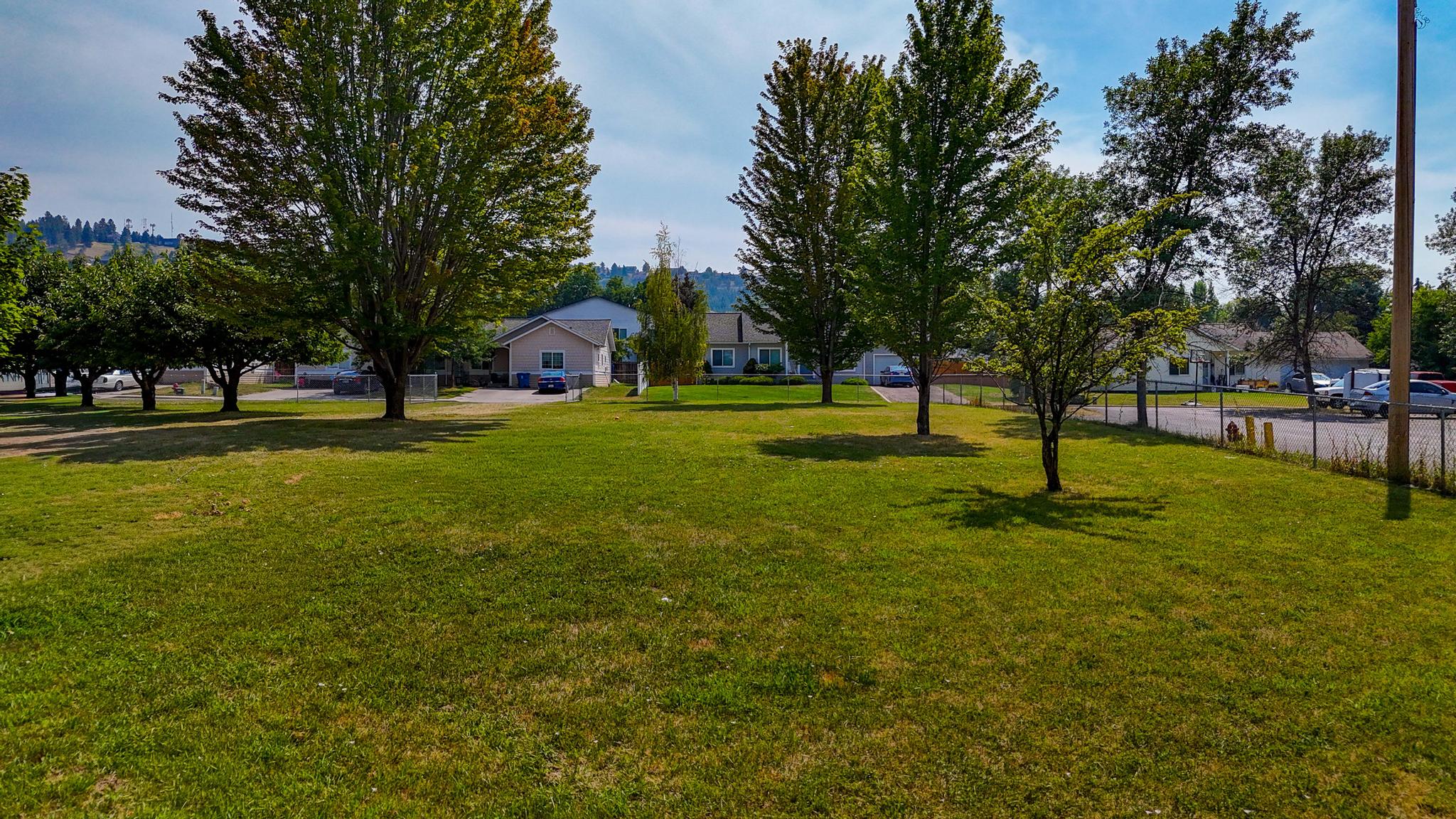 Lot 1B 10th Avenue E