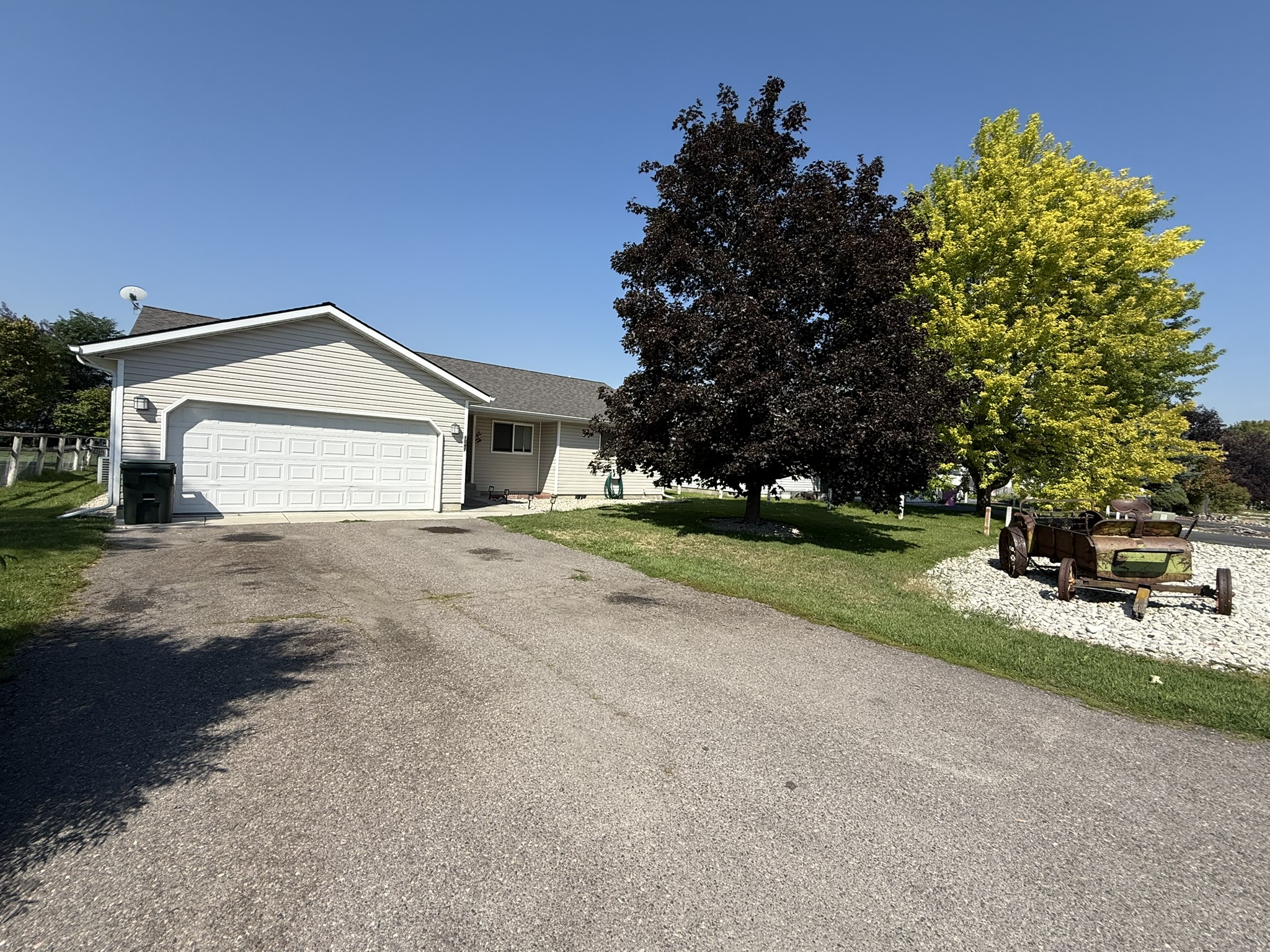 1047 Jessica Court
