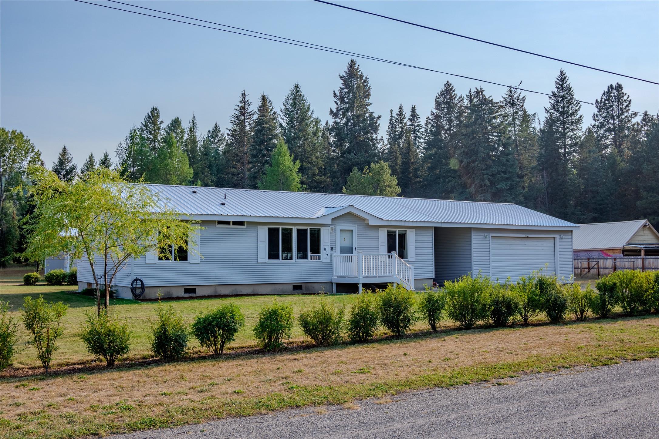 917 Croteau Road