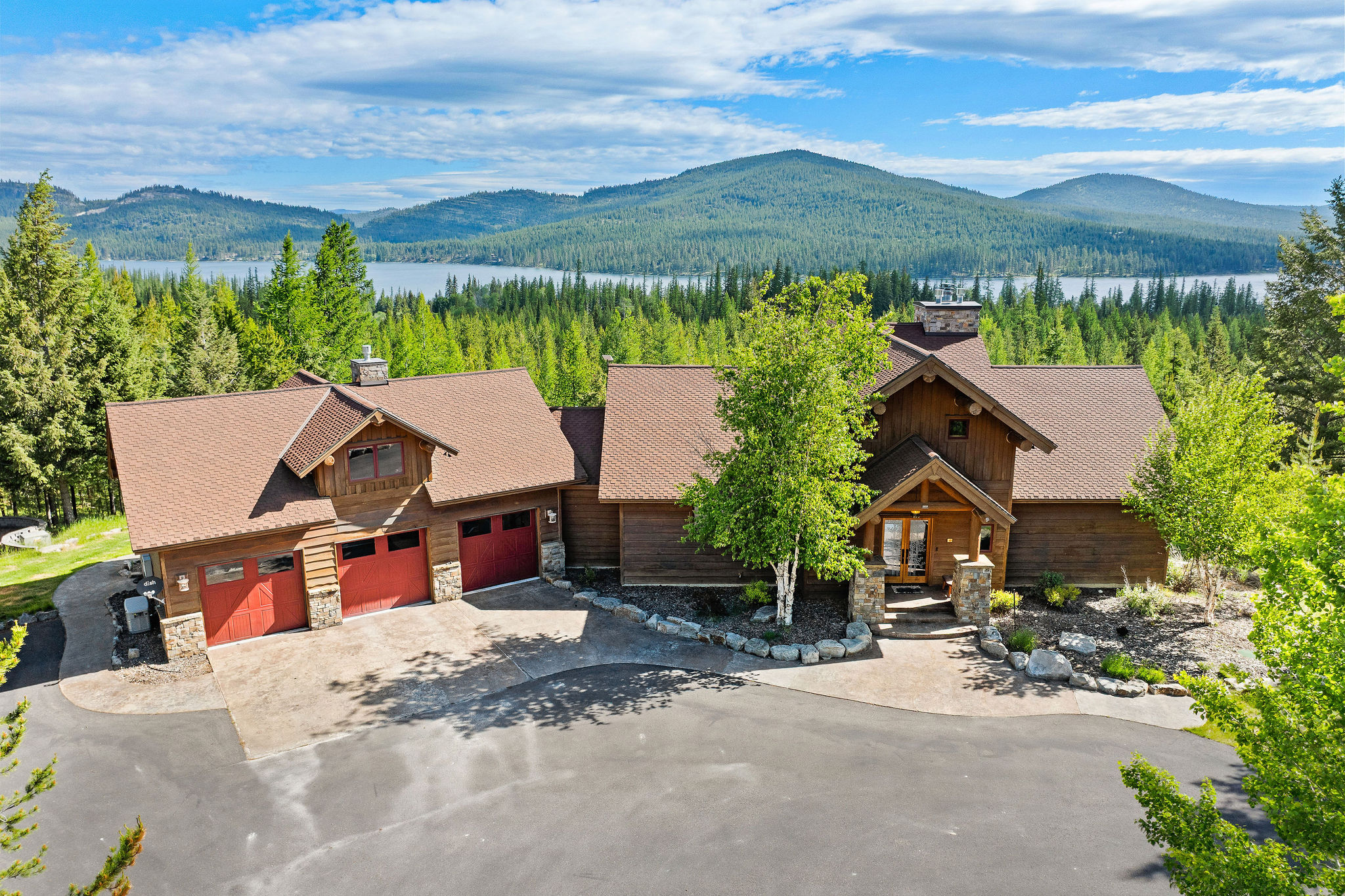 1145 S McGregor Lake Road