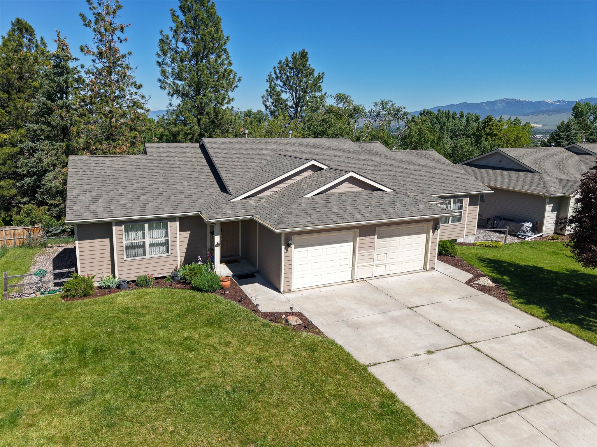 109 Amber Court A and B