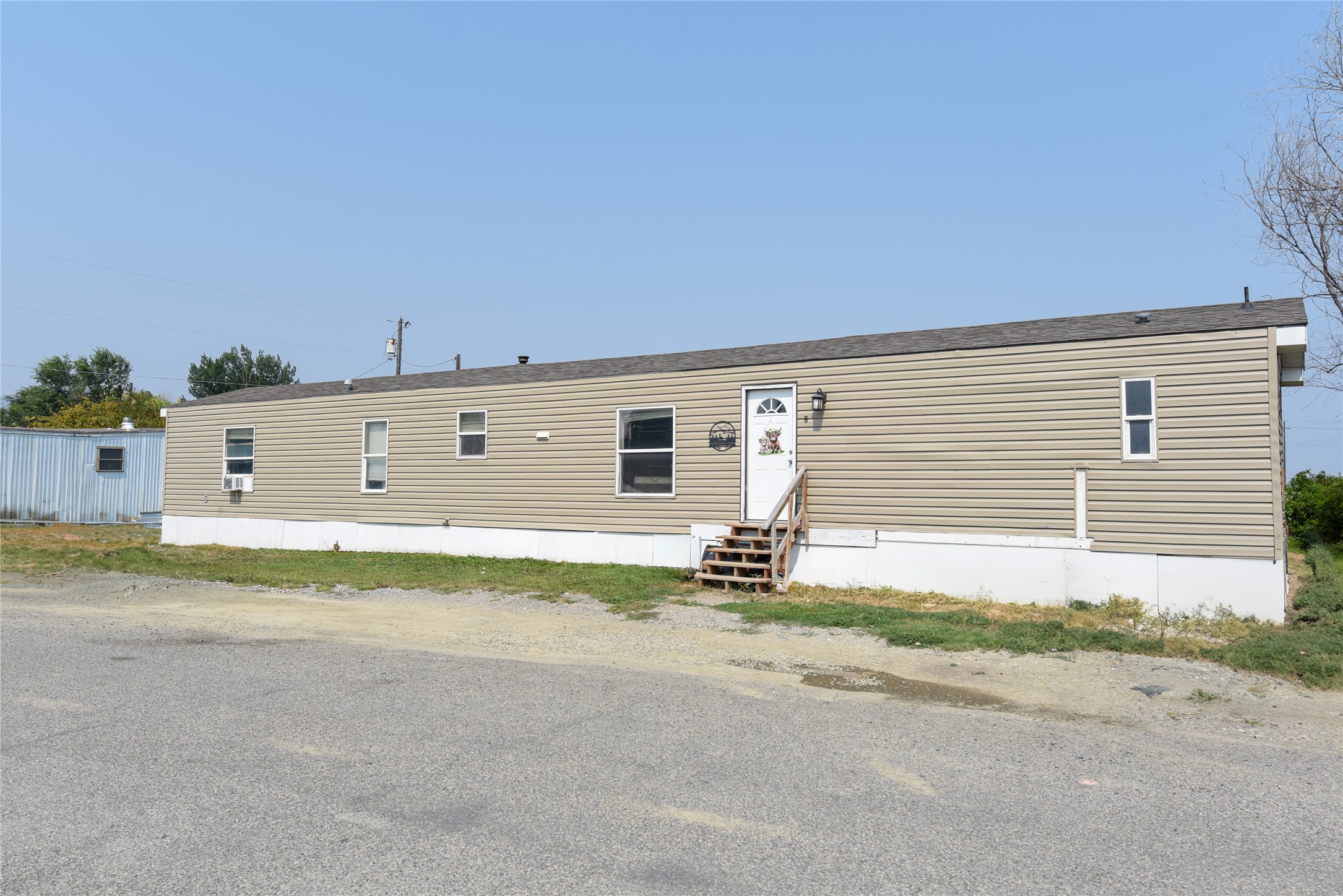 500 N Walnut Street 8
