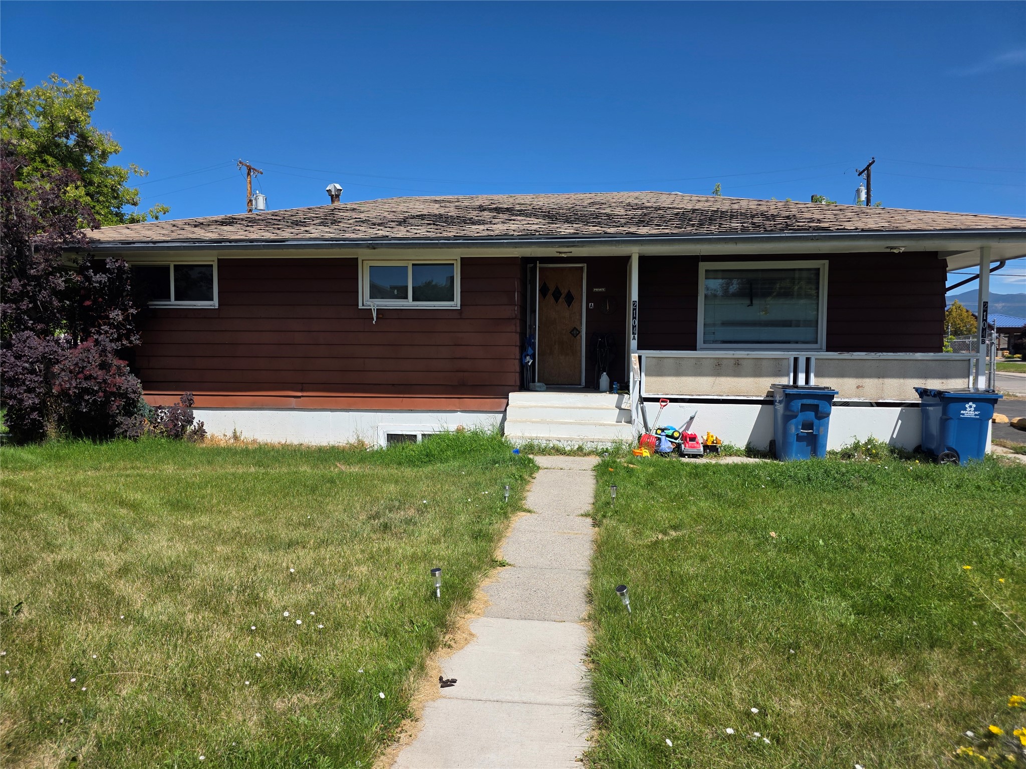2104 Livingston Avenue