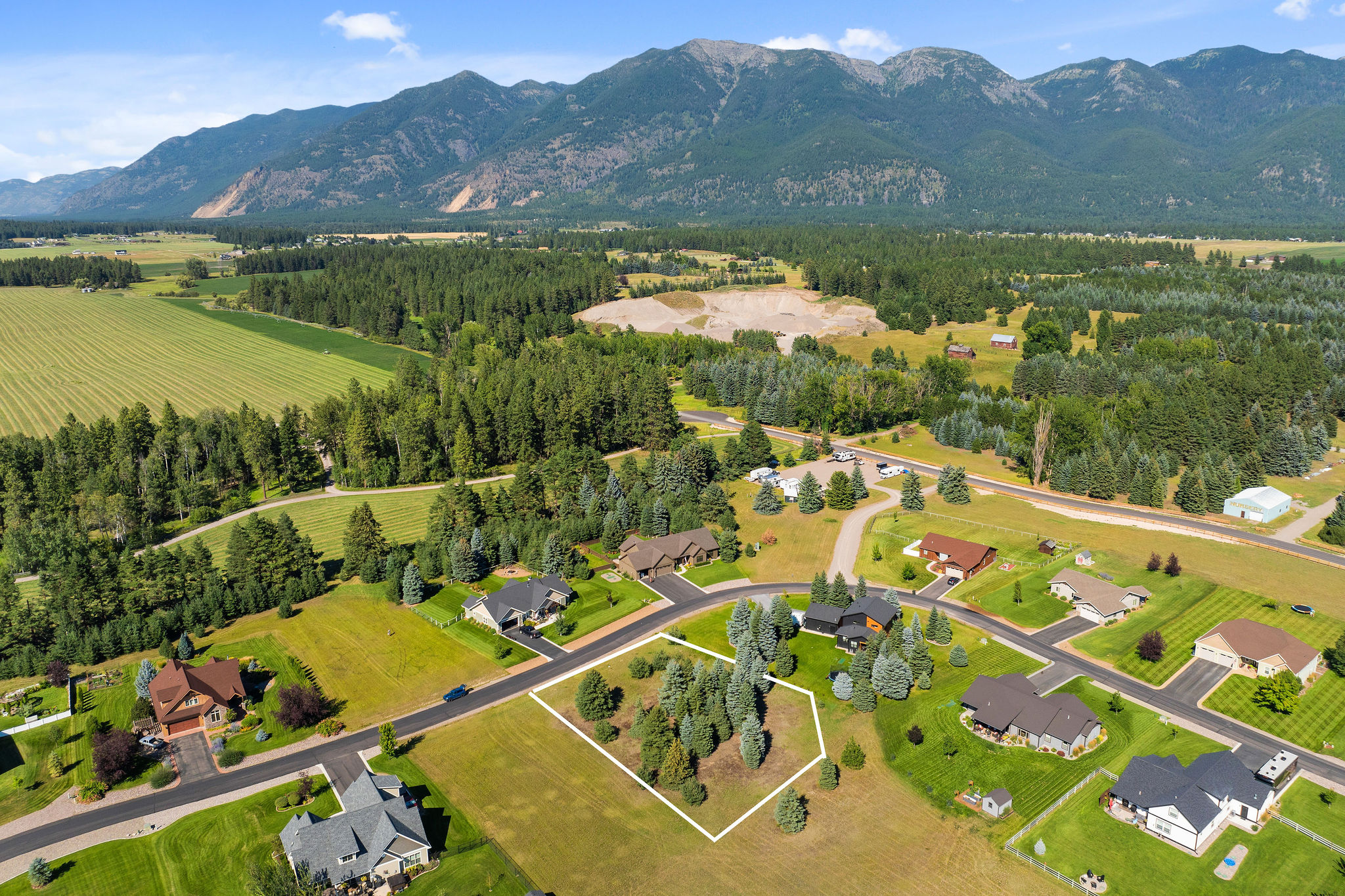 322 Spruce Meadows Loop