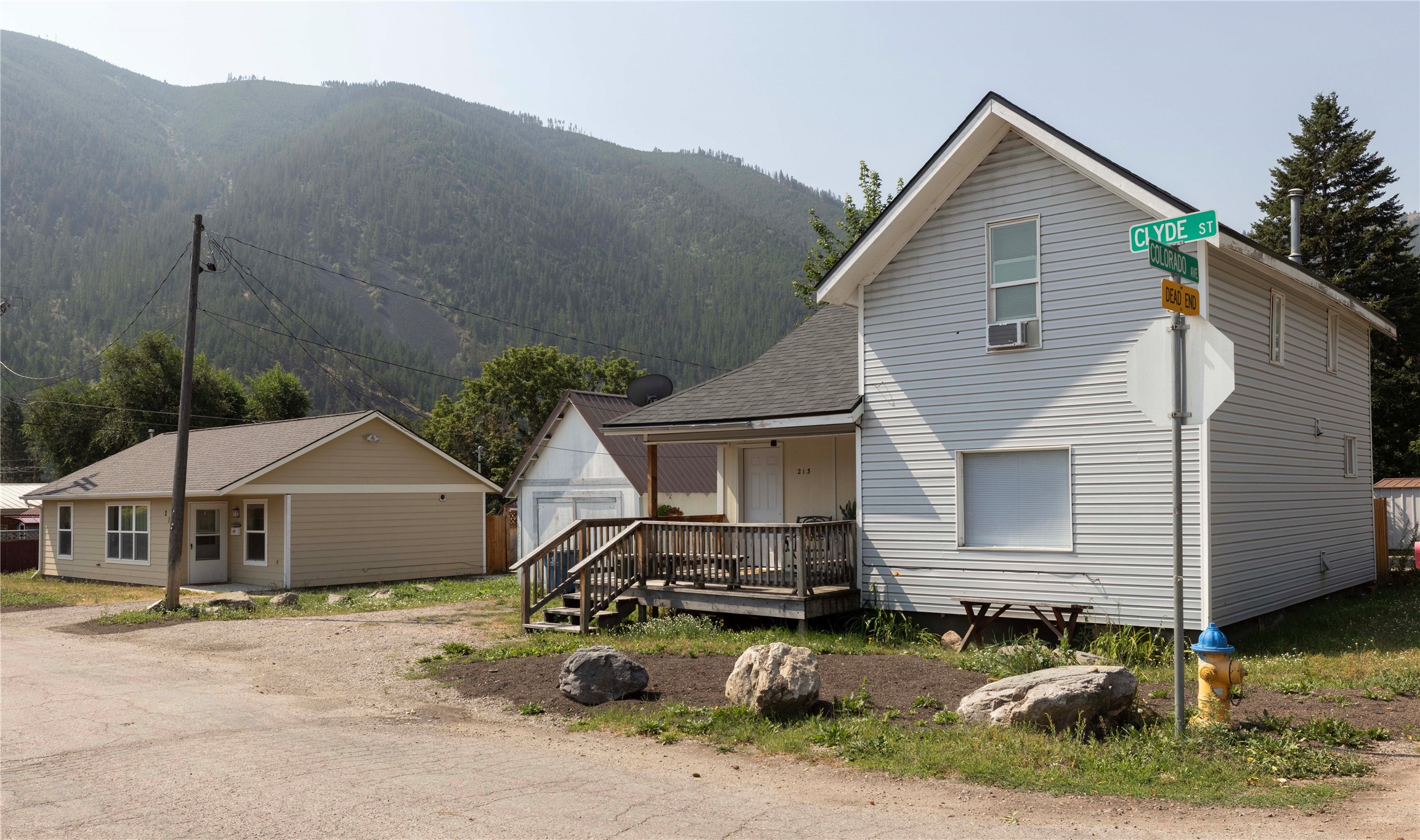 211 & 213 Clyde Street