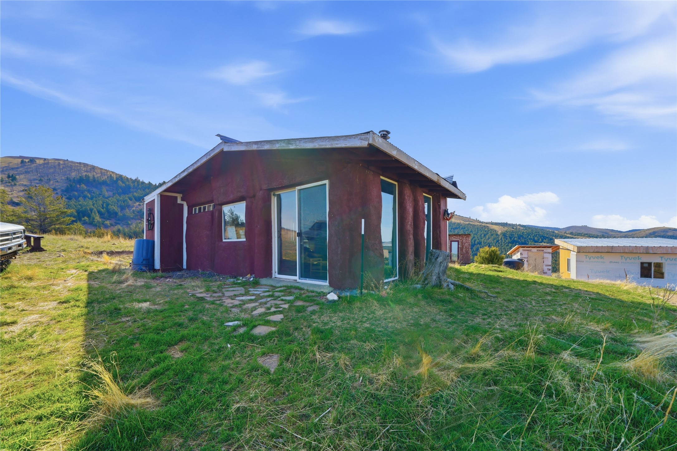 112 Lone Wolf Trail