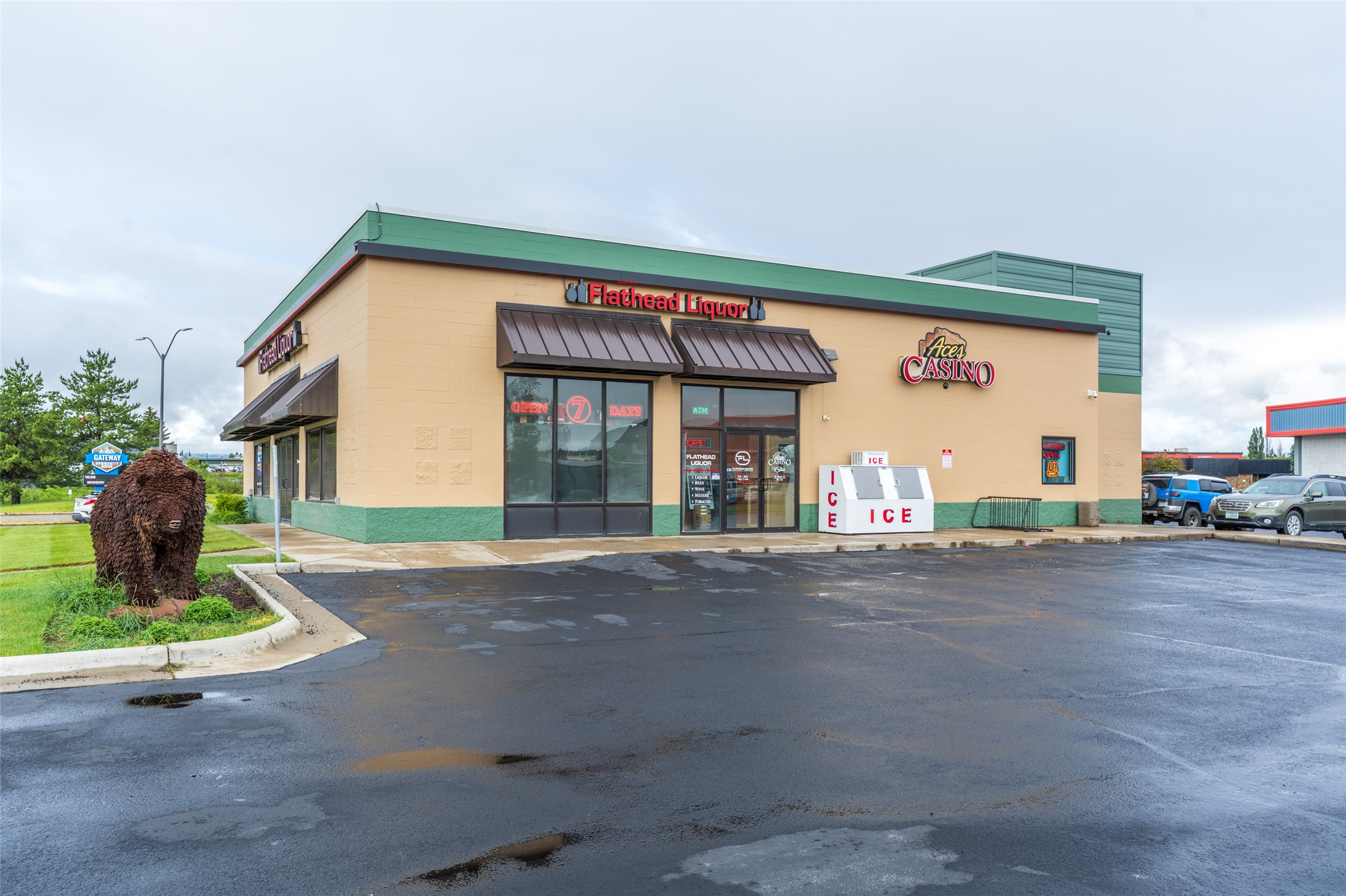 1121 US Highway 2 W