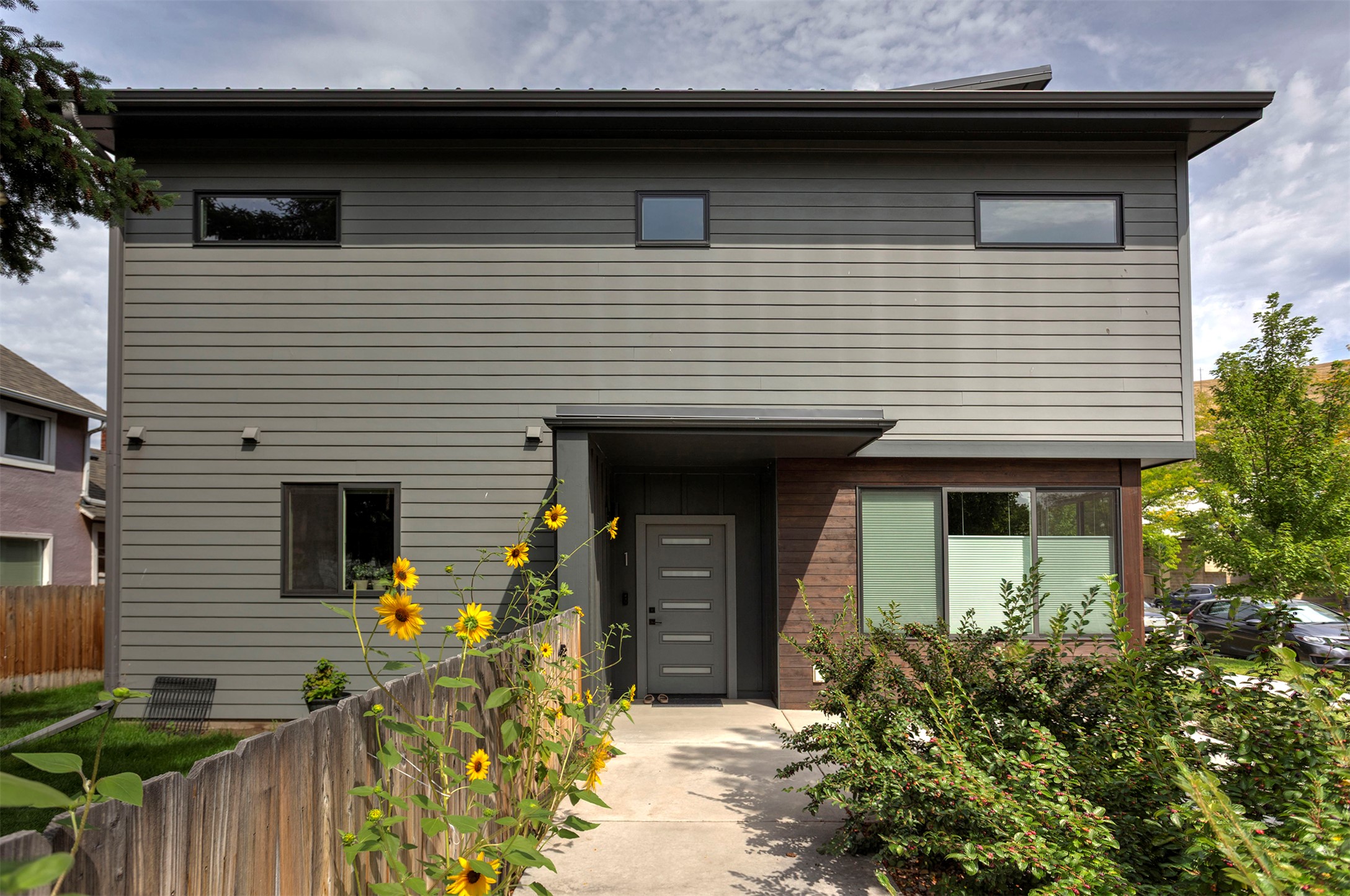 1025 Grand Avenue 1