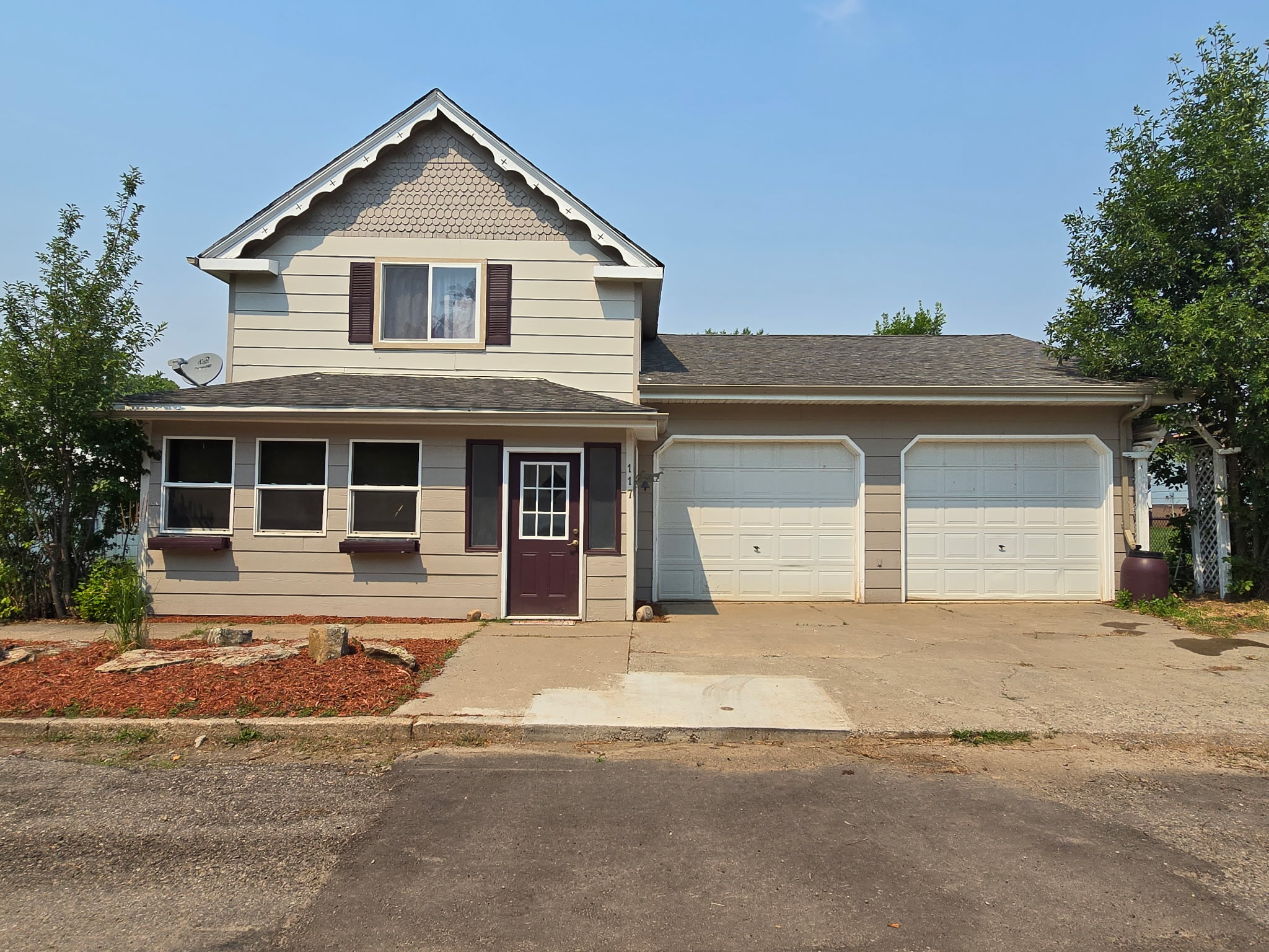 117 2nd Avenue S