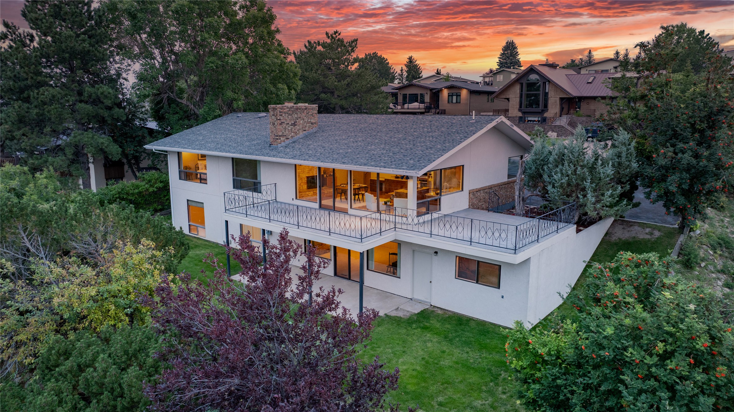 2725 Huckleberry Drive