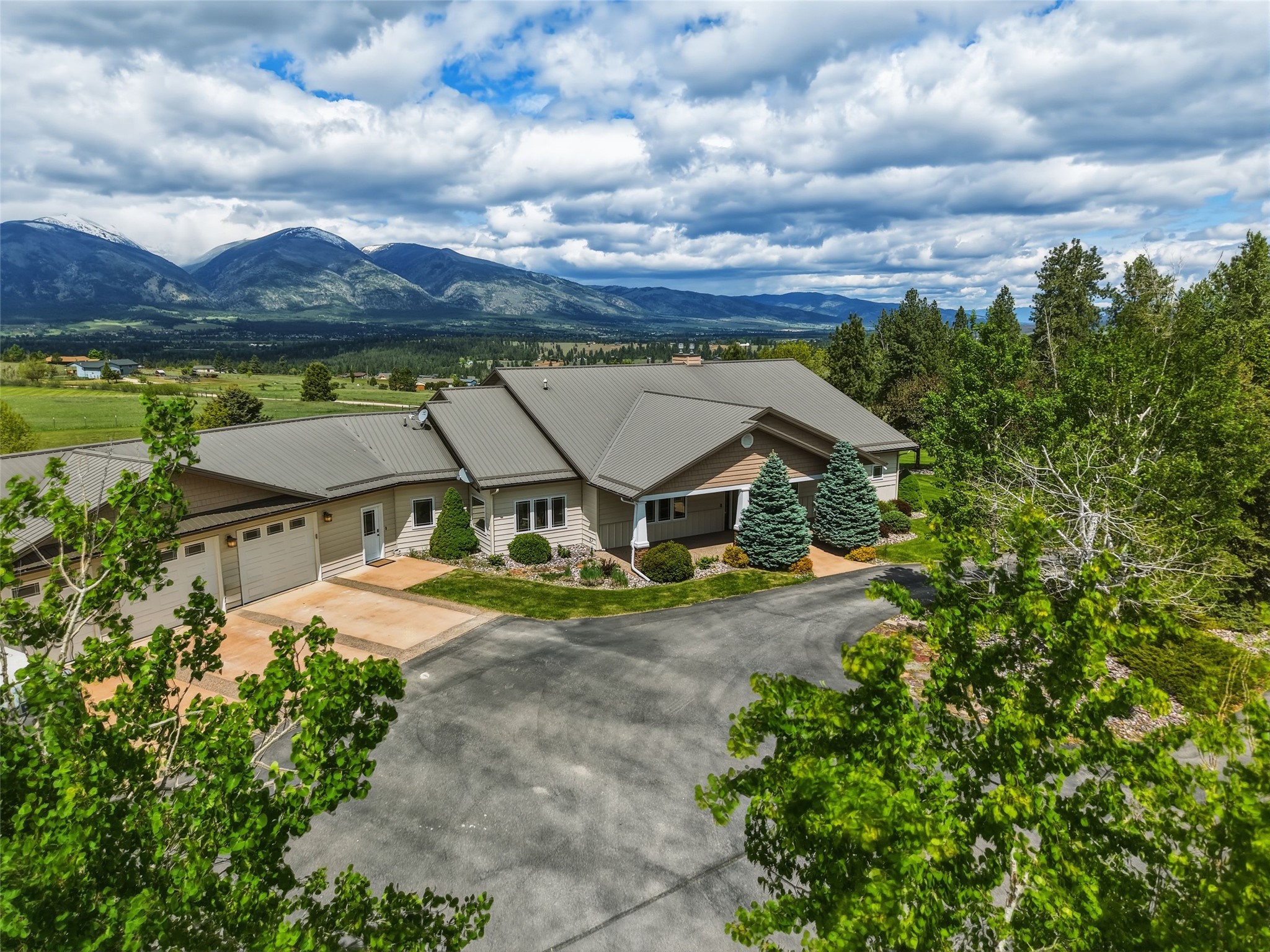 460 Windwalker Trail