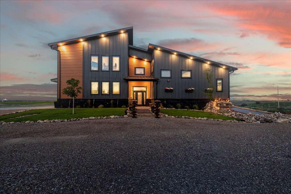 1587 Hwy 431