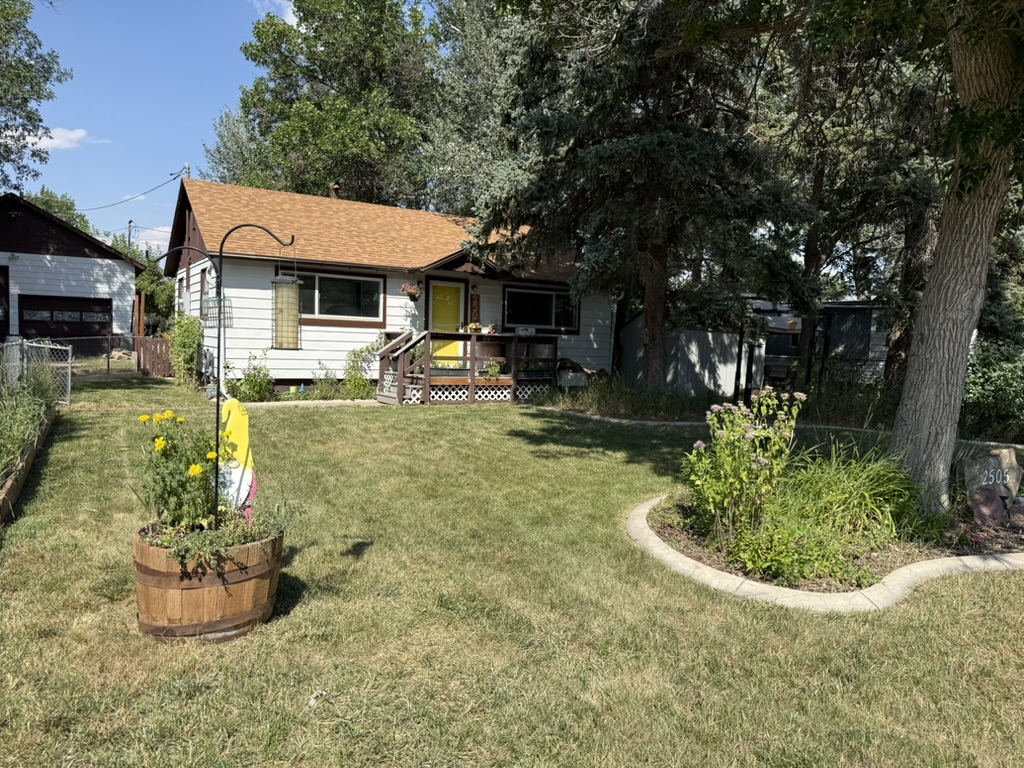 2505 Central Avenue W