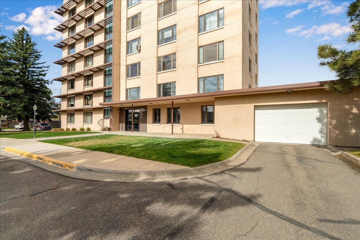1536 Meadowlark Drive 1B