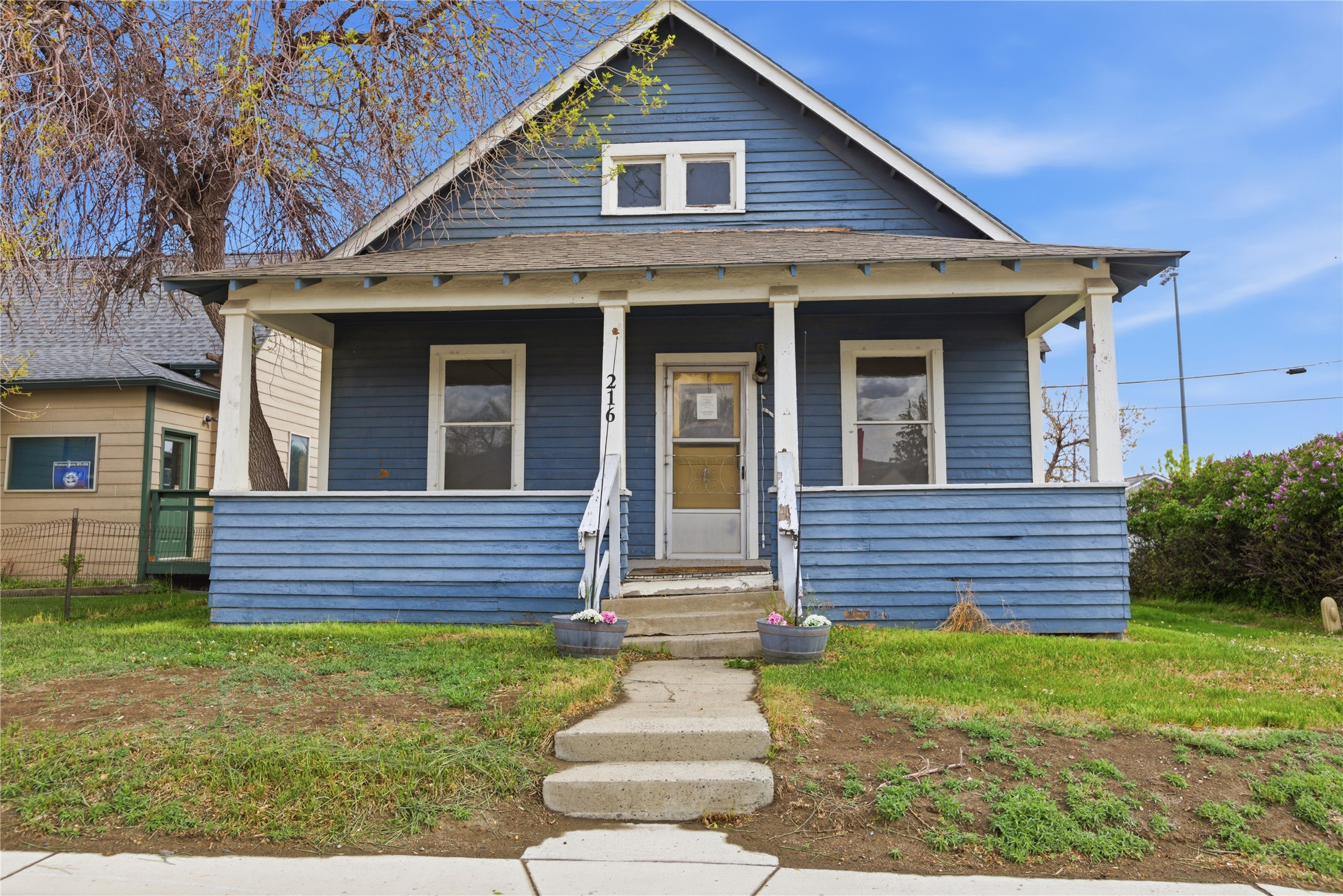 216 E Lyndale Avenue