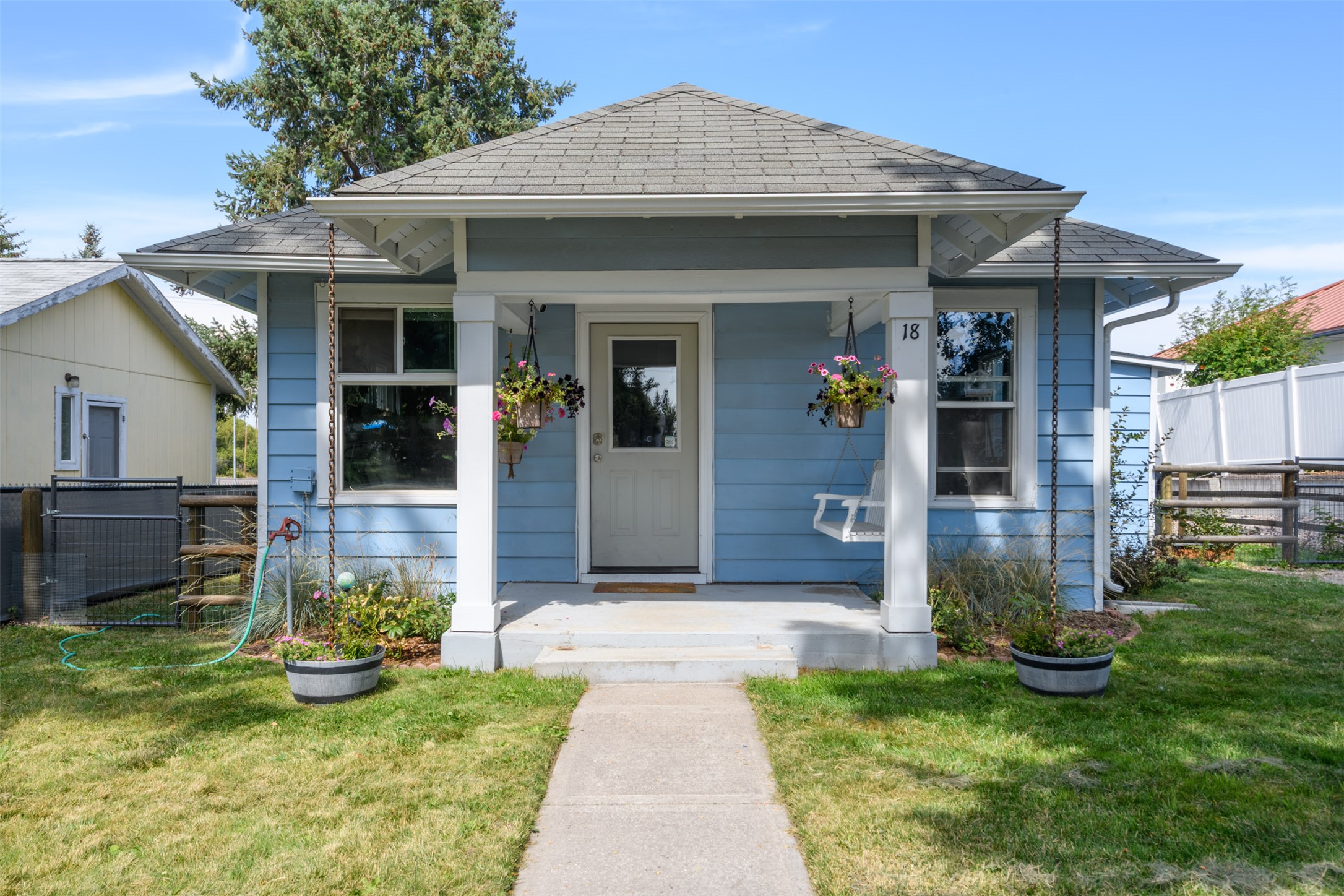 18 Buchanan Street SW