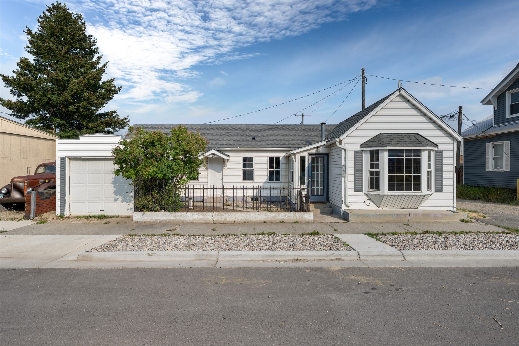 411 Ash Street