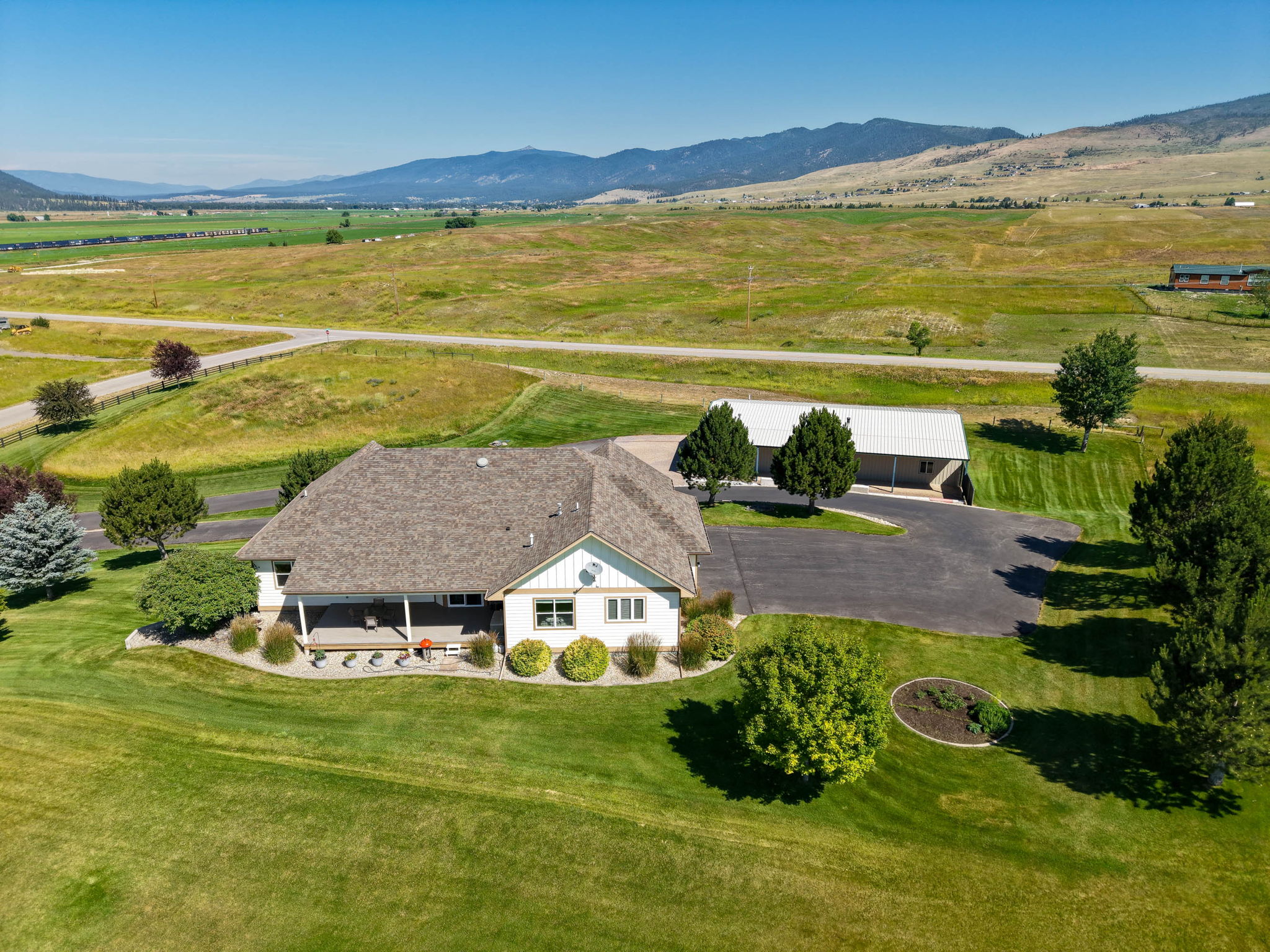 9758 Platinum Court