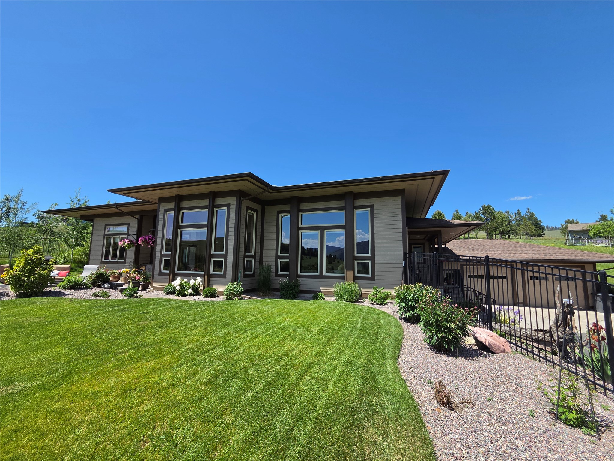 3839 Duncan Drive
