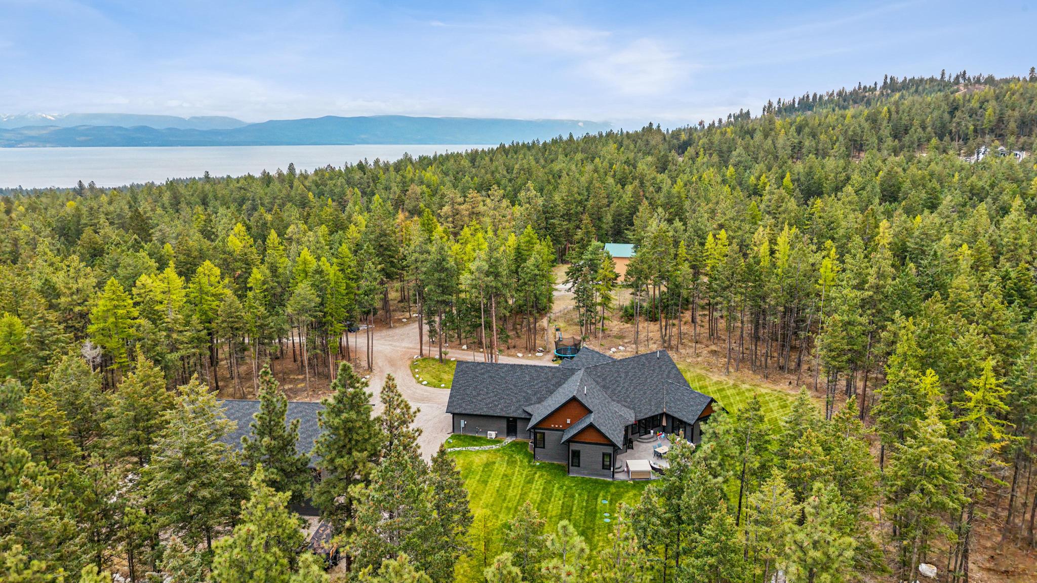 463 and 465 Deer Creek Road