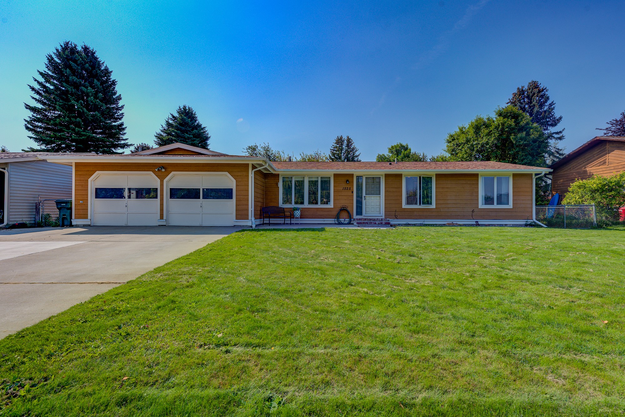 1525 Bighorn Road