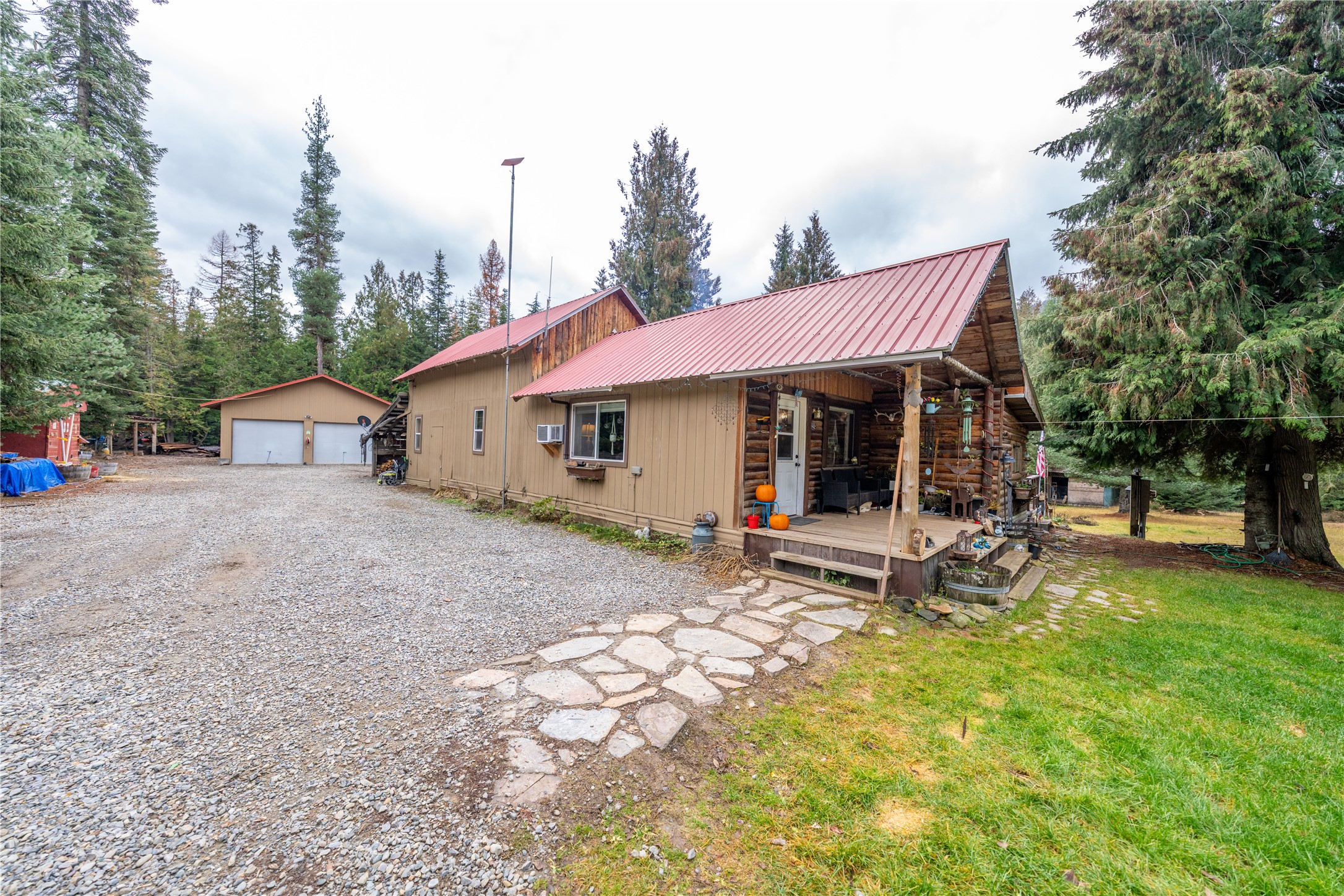 613 Tamarack Drive
