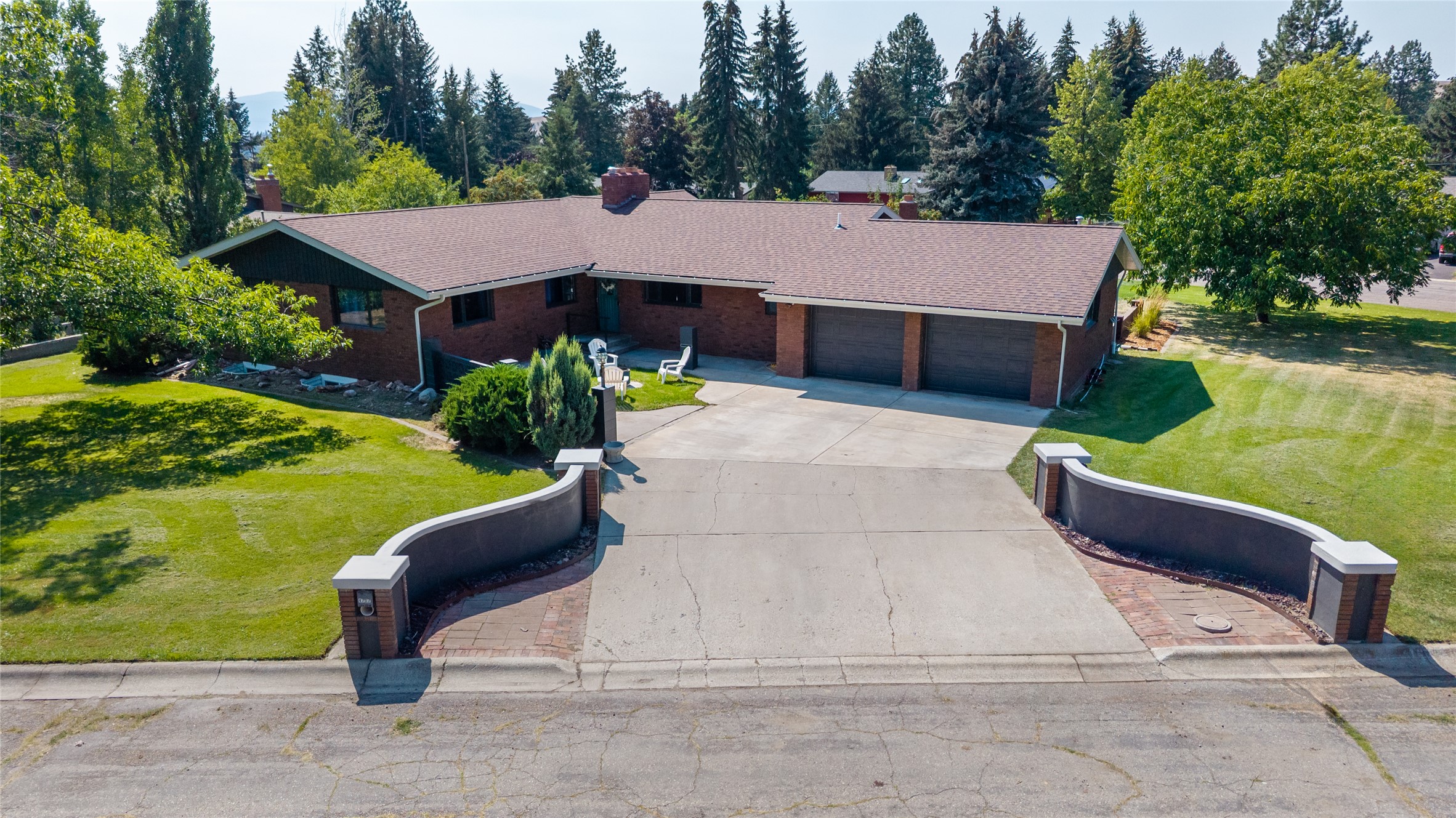 4707 Aspen Drive