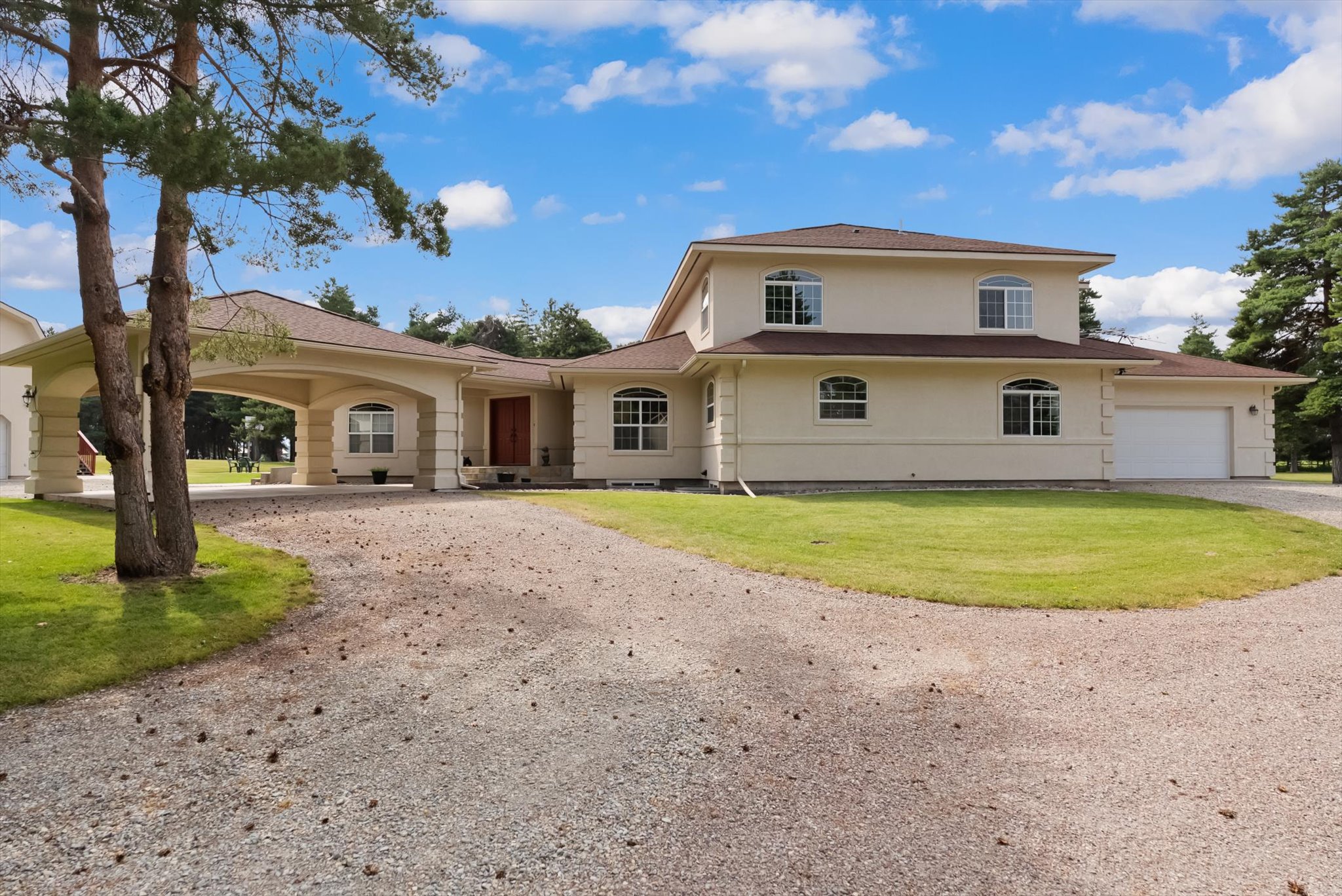 618 Leonard Lane