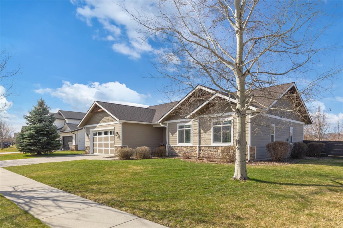 186 Lazy Creek Way