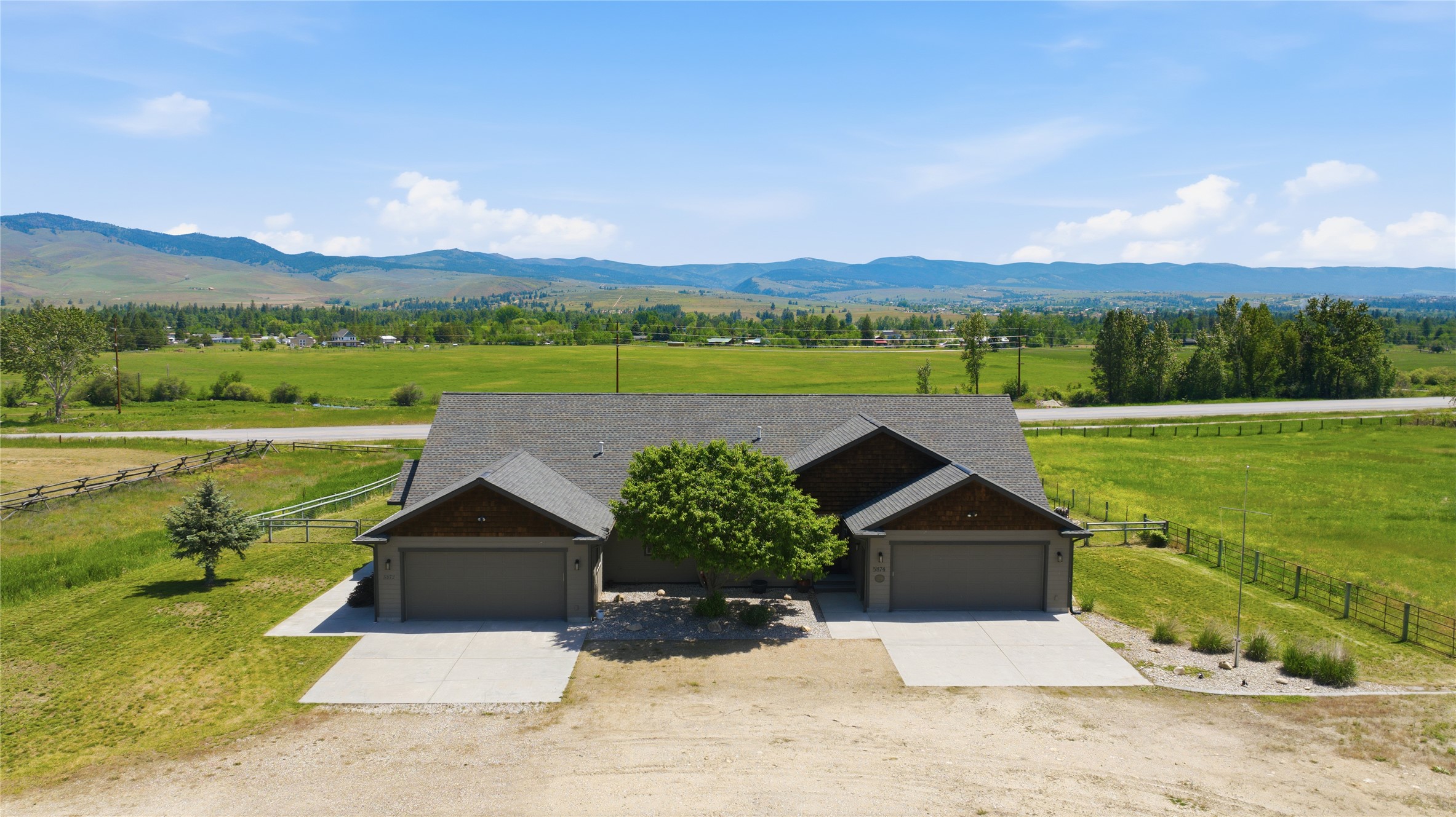 5872 & 5874 Canyon Vista Drive