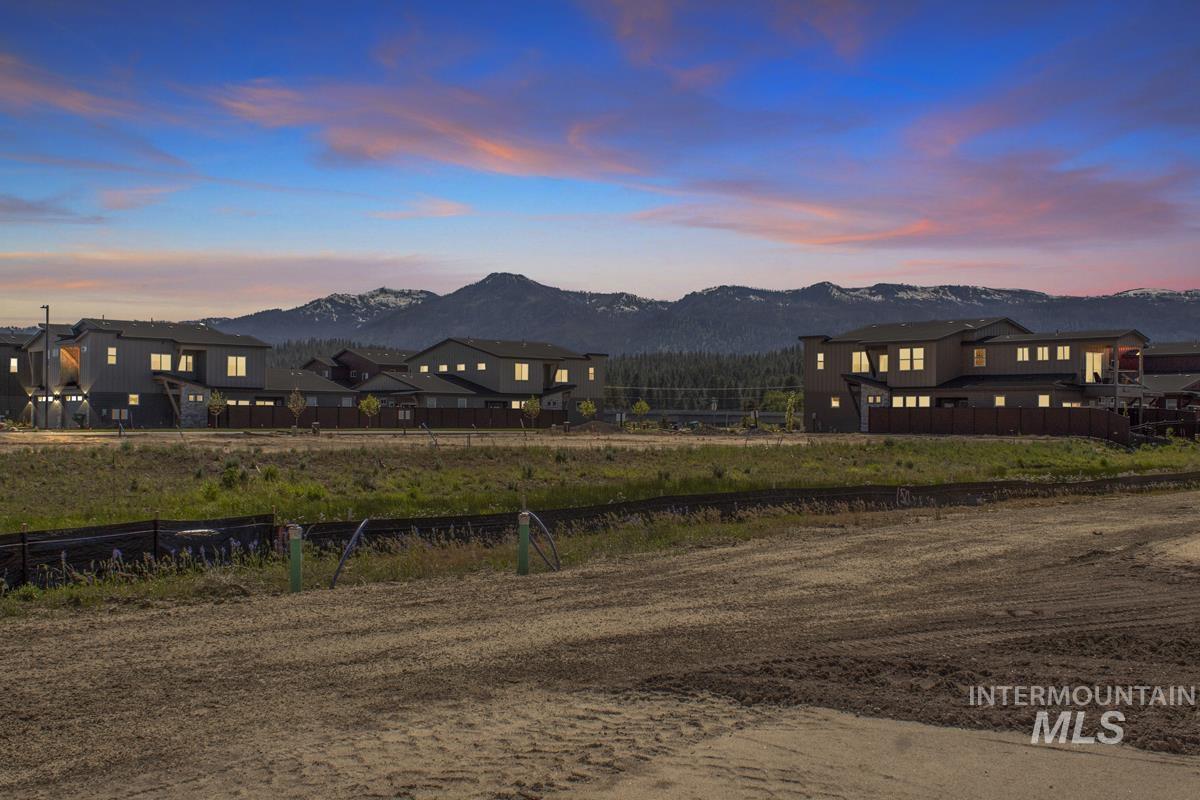 L2 B1 Lazy River Street, Cascade ID 83611