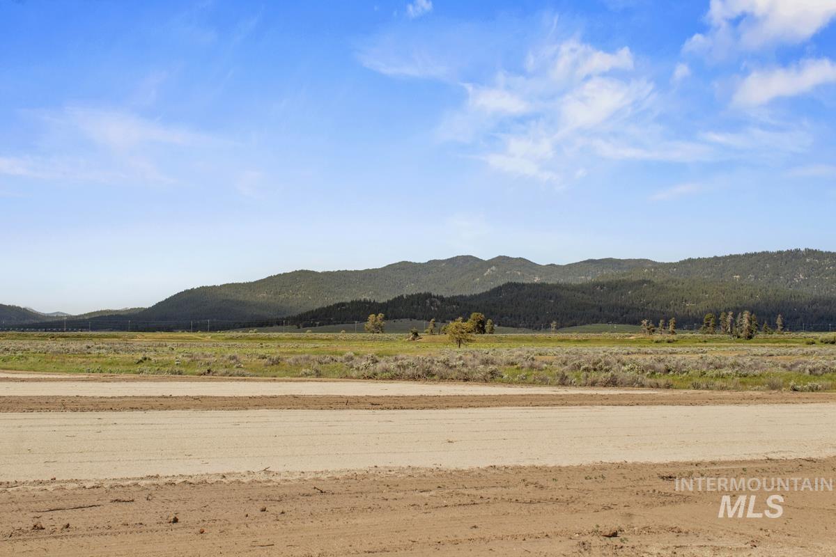 L5 B2 Lazy River Street, Cascade ID 83611