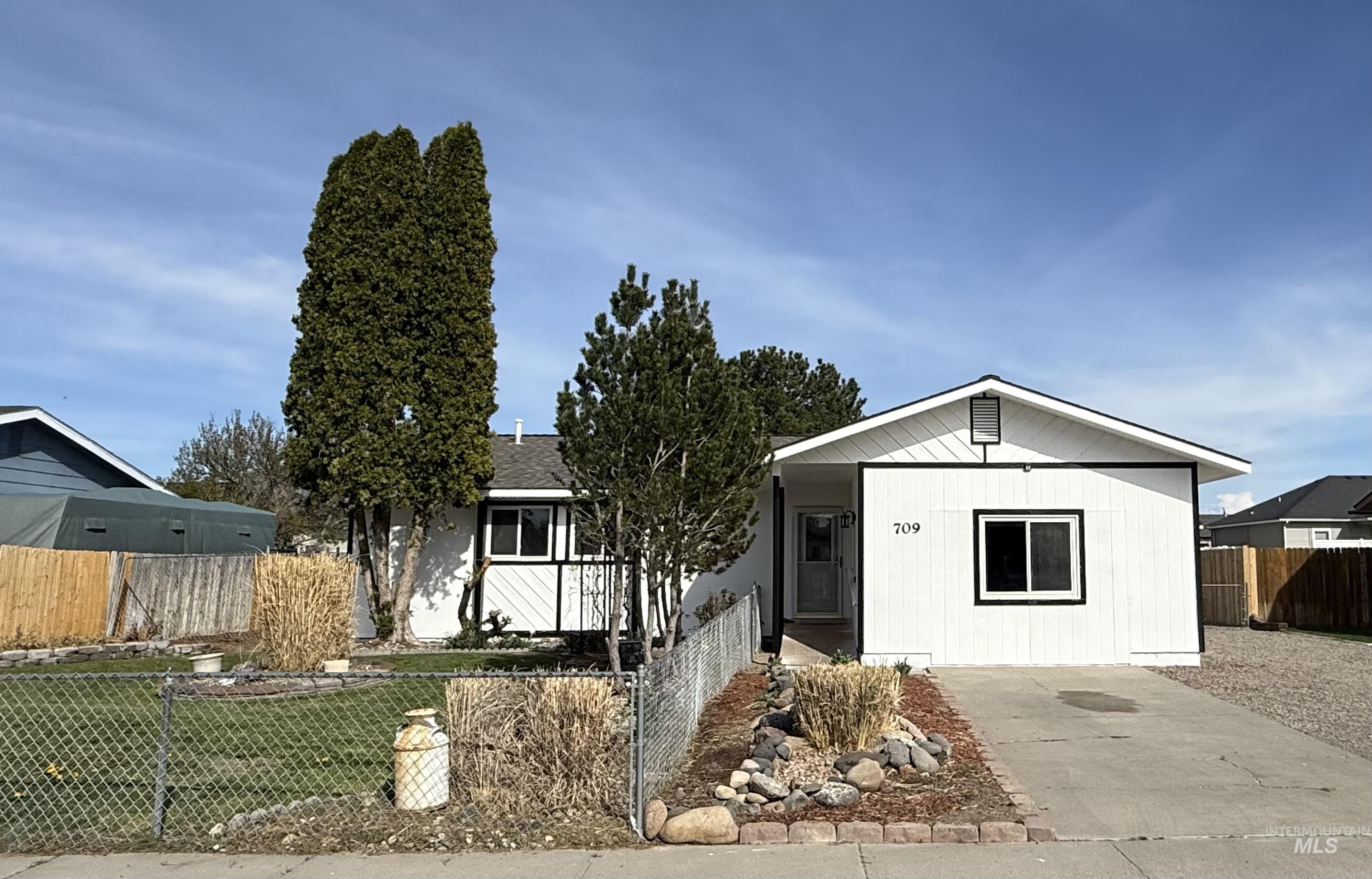 709 Locust, Kimberly ID 83341