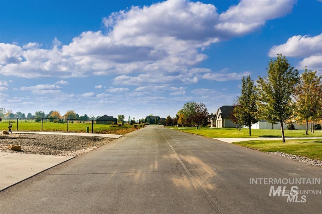2537 E 3753, Twin Falls ID 83301