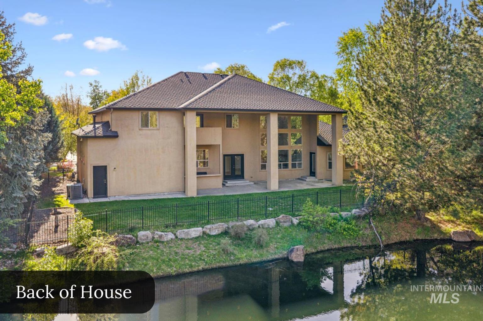 1674 S Water Leaf Ave, Eagle ID 83616