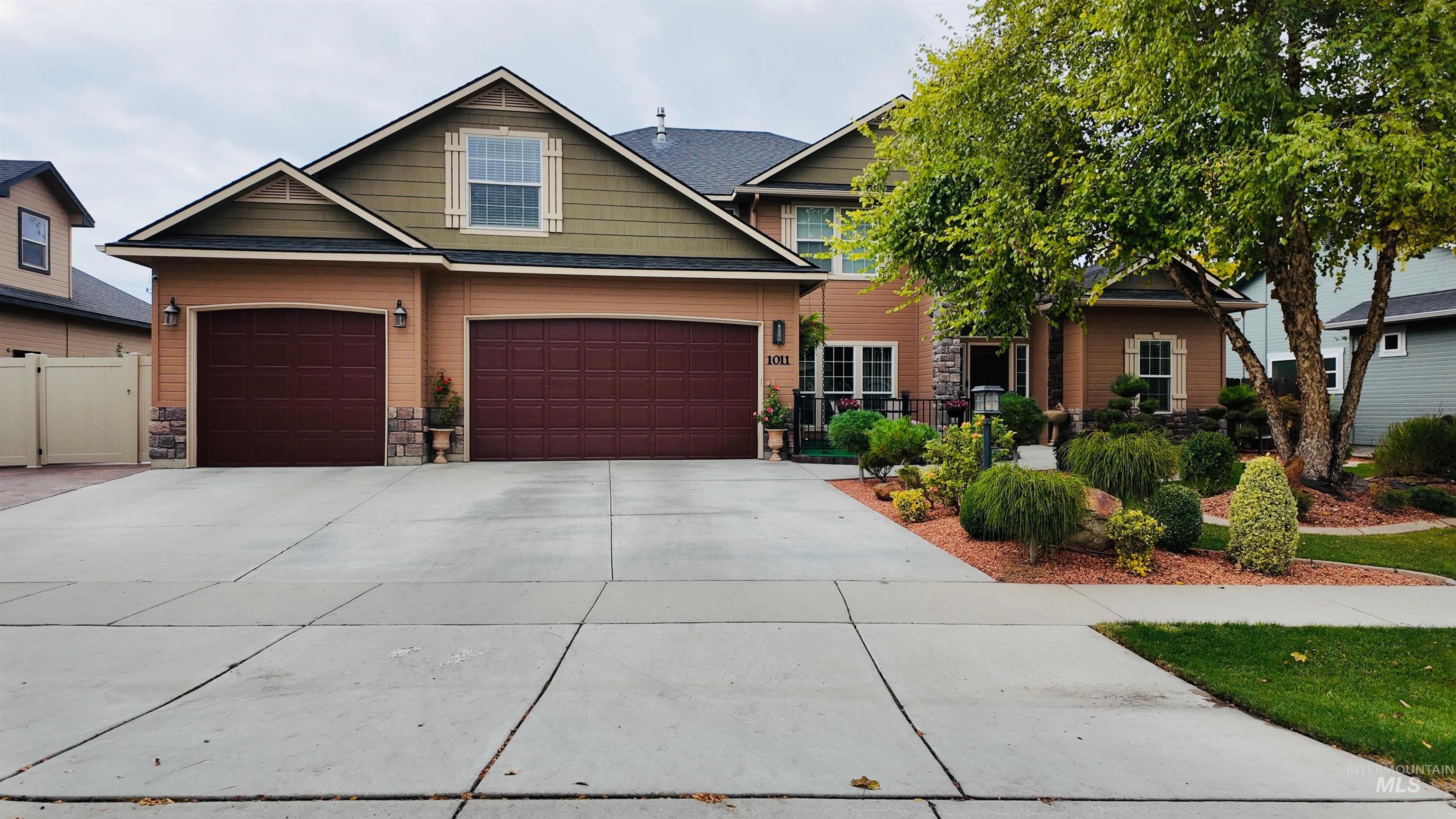 1011 S River Stone, Nampa ID 83686