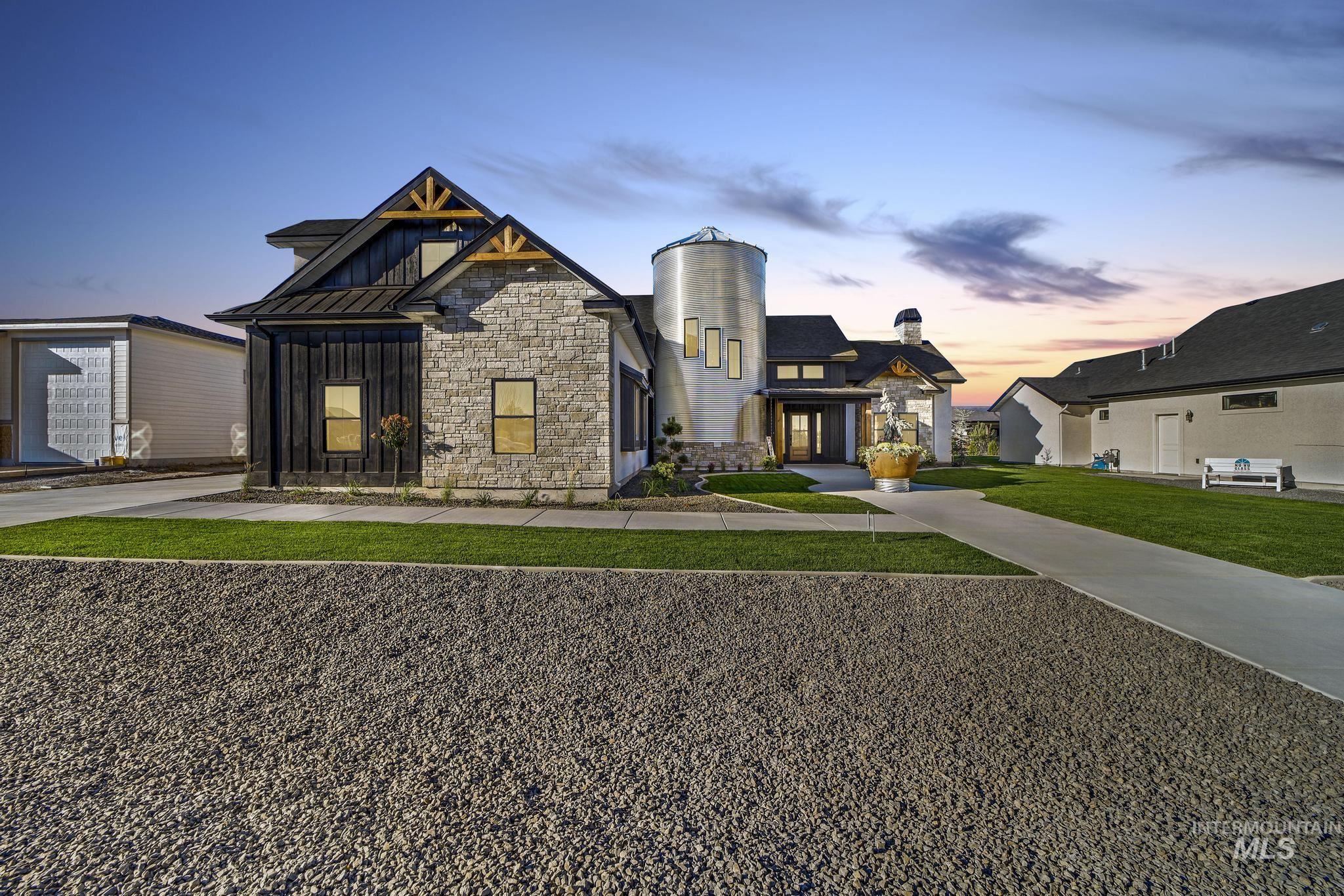 1580 Clear Creek Loop, Twin Falls ID 83301