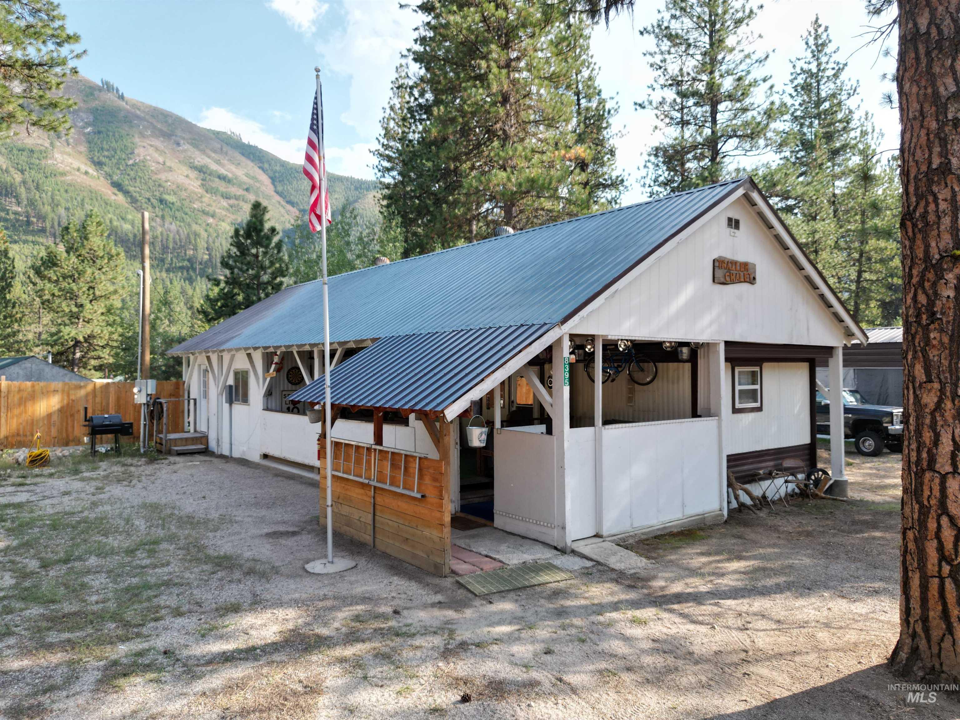 8395 Hwy 21, Lowman ID 83637