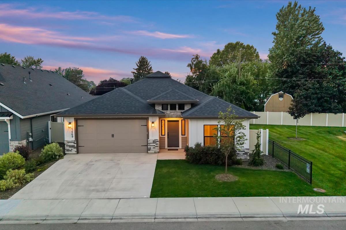 1469 N Parkshire Way, Meridian ID 83642