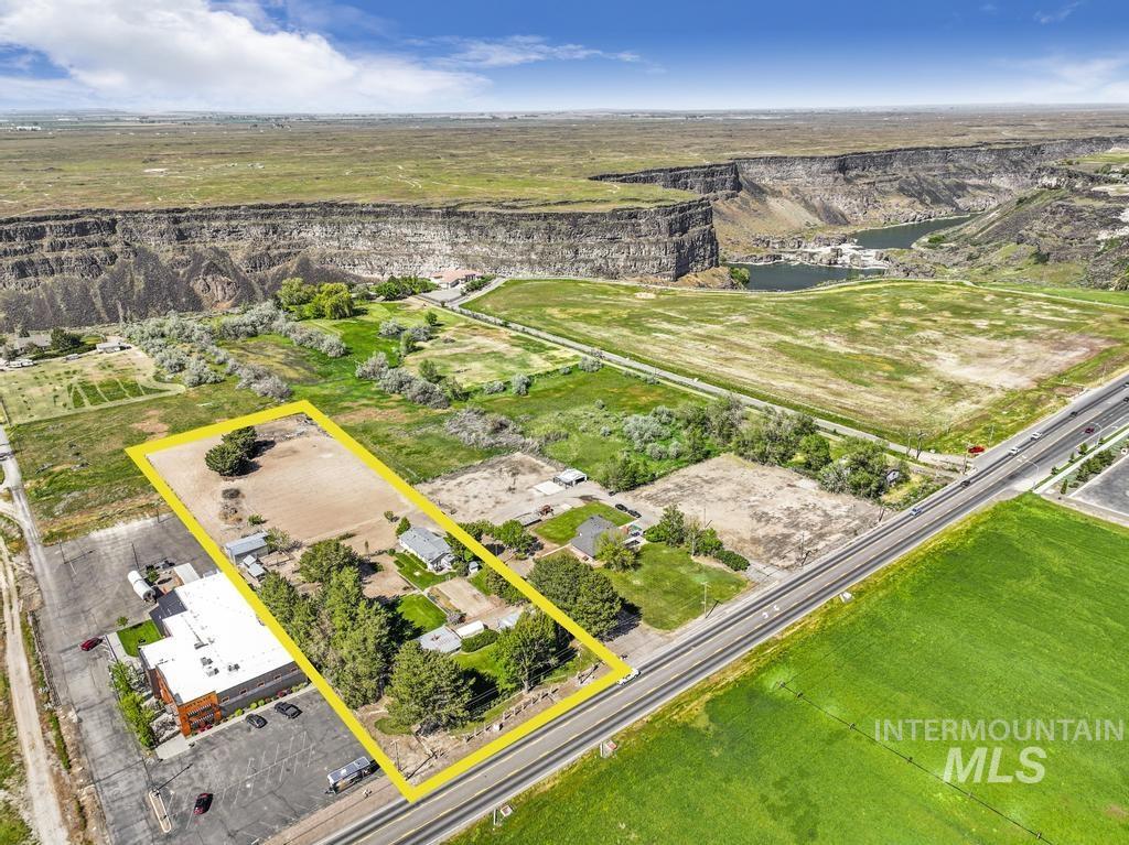 1907 & 1923 Pole Line Rd E, Twin Falls ID 83301