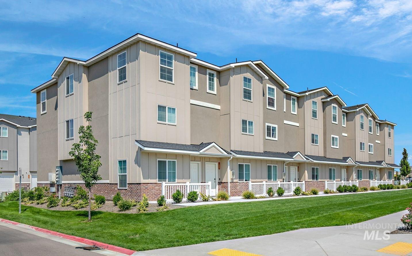 4044 W Ski Jump Lane, Meridian ID 83642